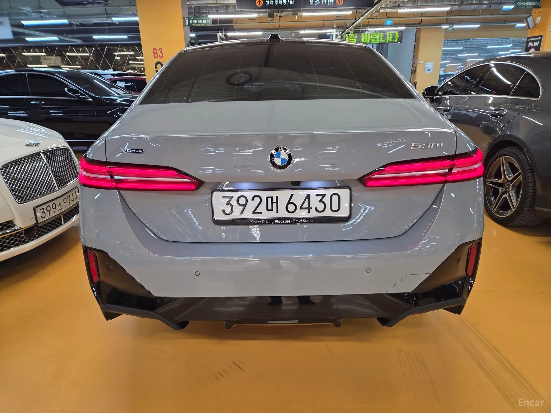BMW 5 Series (G60) превью 3