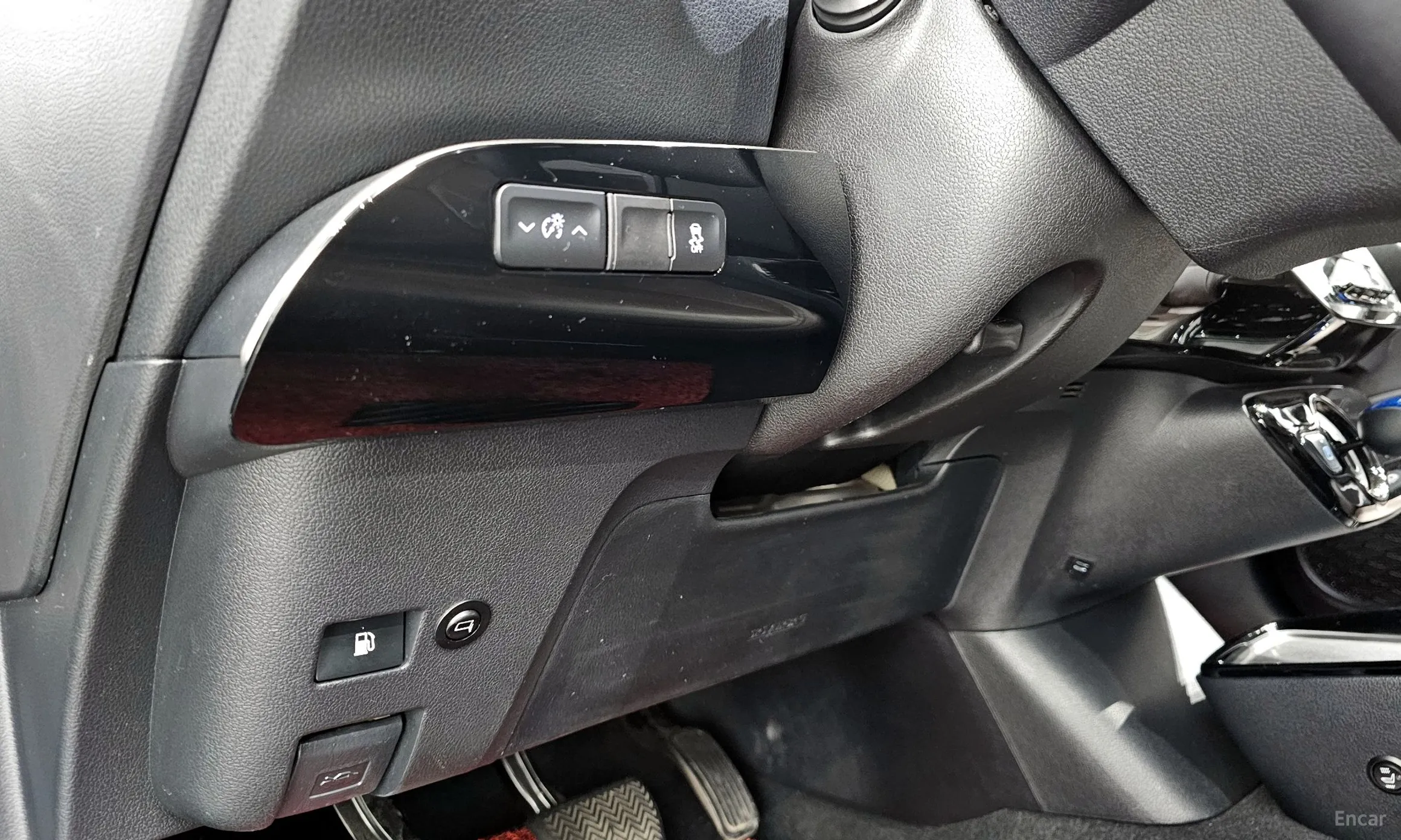 Toyota Prius 4th Generation превью 14
