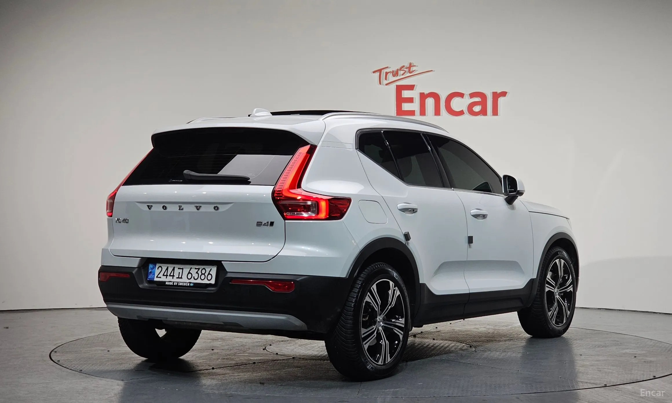 Volvo XC40