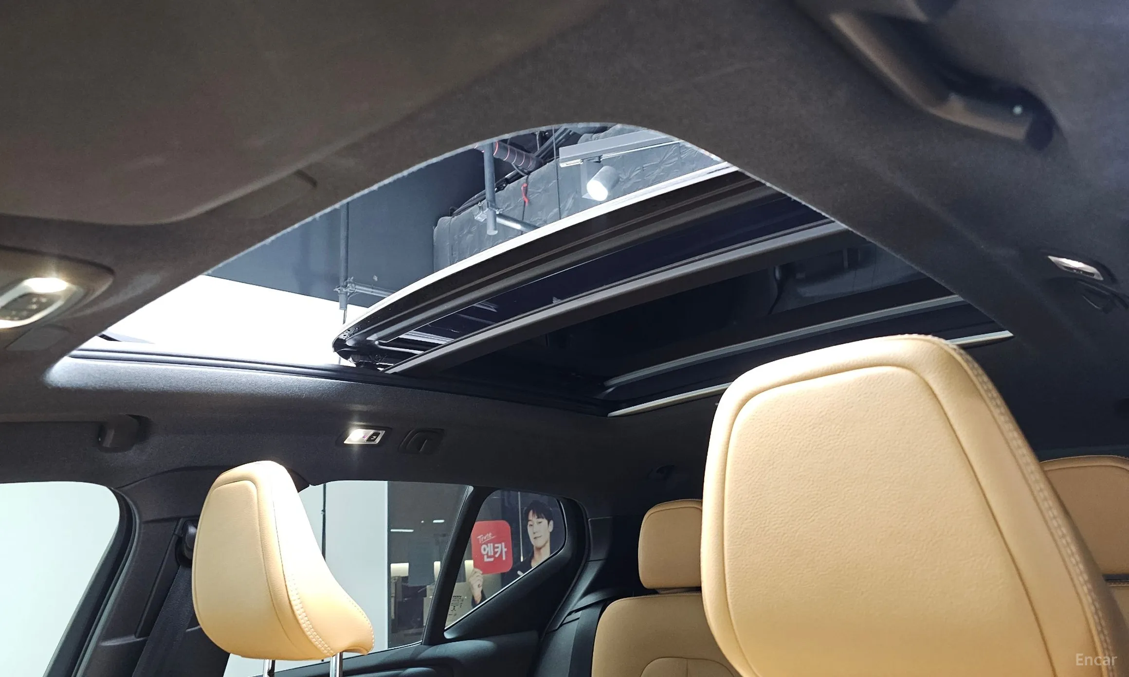 Volvo XC40 превью 16