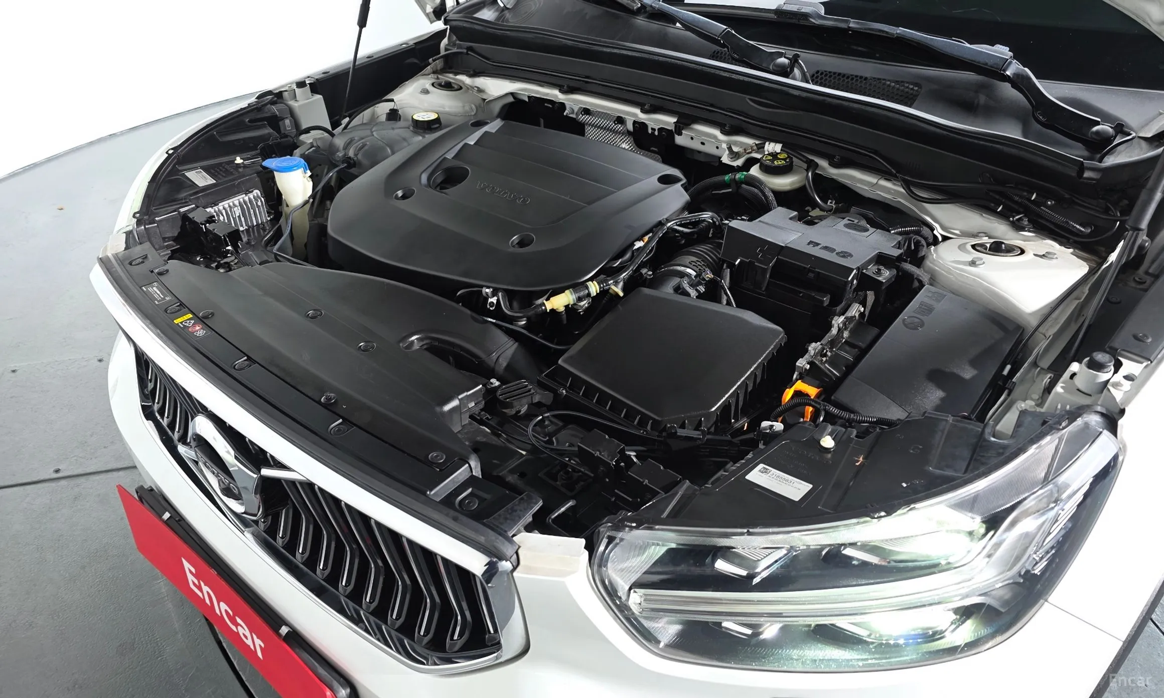 Volvo XC40 превью 6