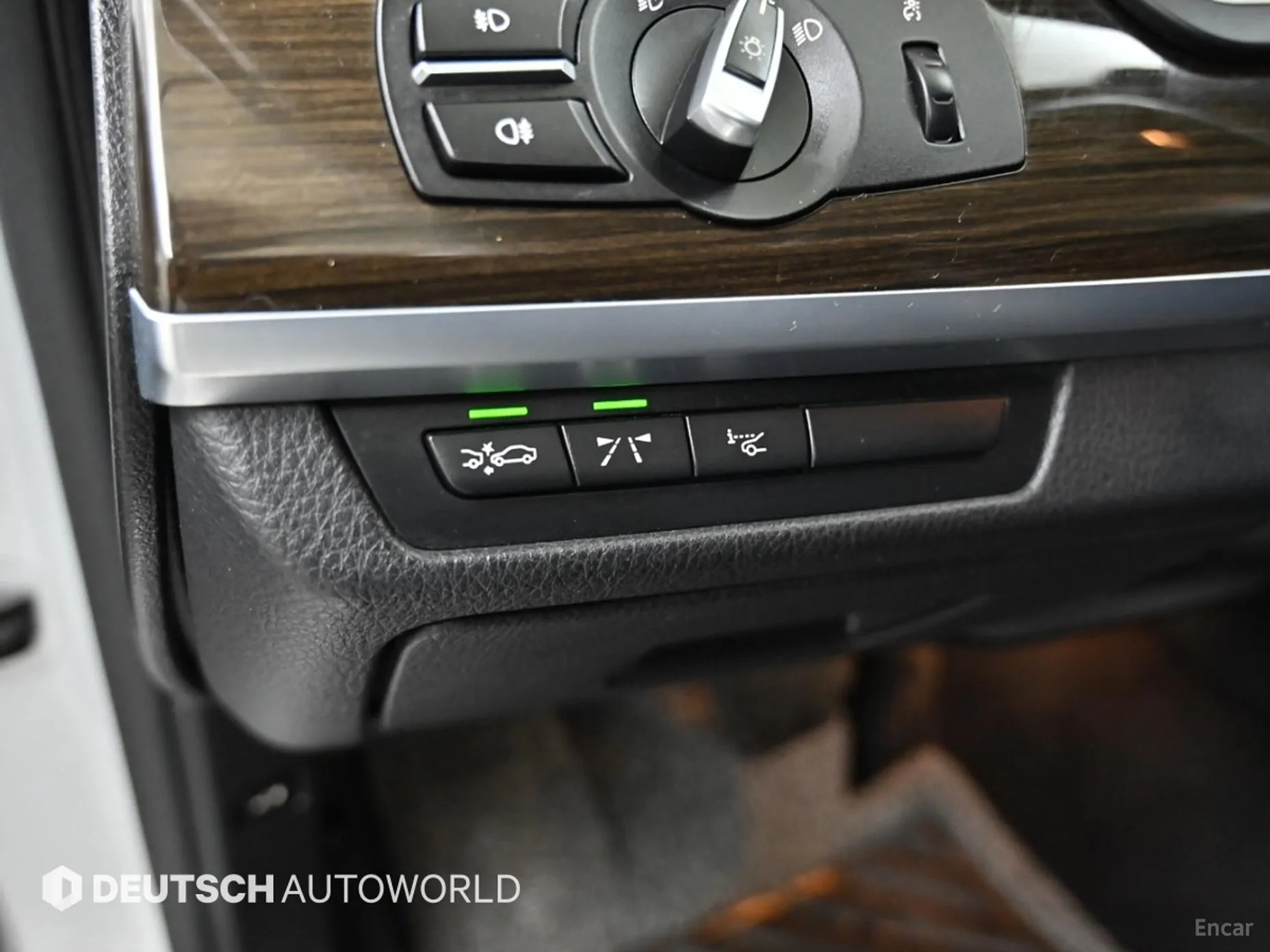 BMW 7 Series (F01) превью 17