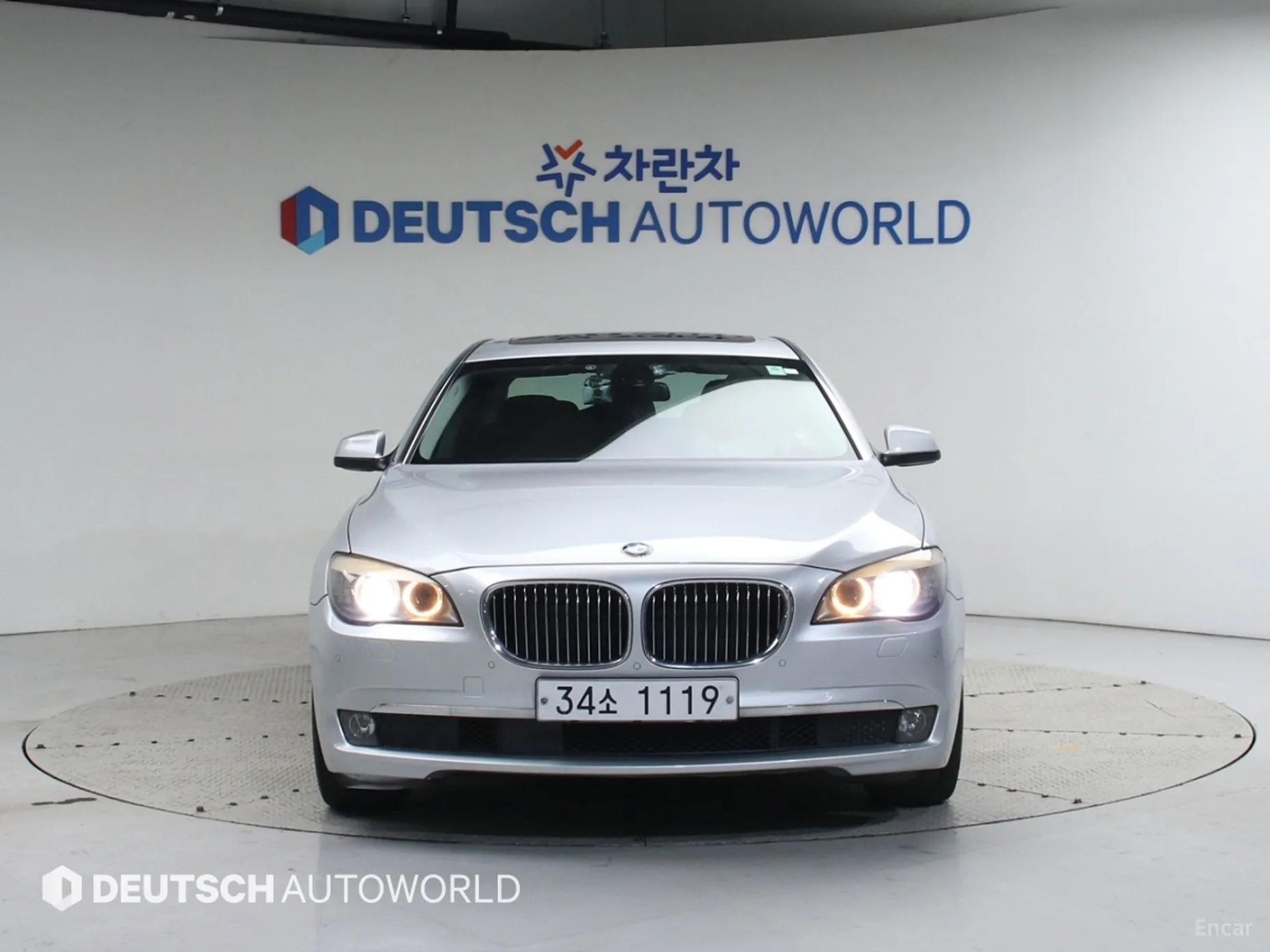 BMW 7 Series (F01) превью 3