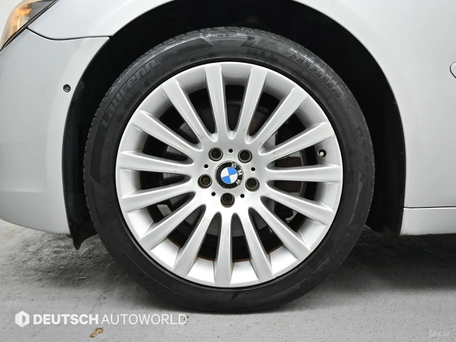 BMW 7 Series (F01) превью 5