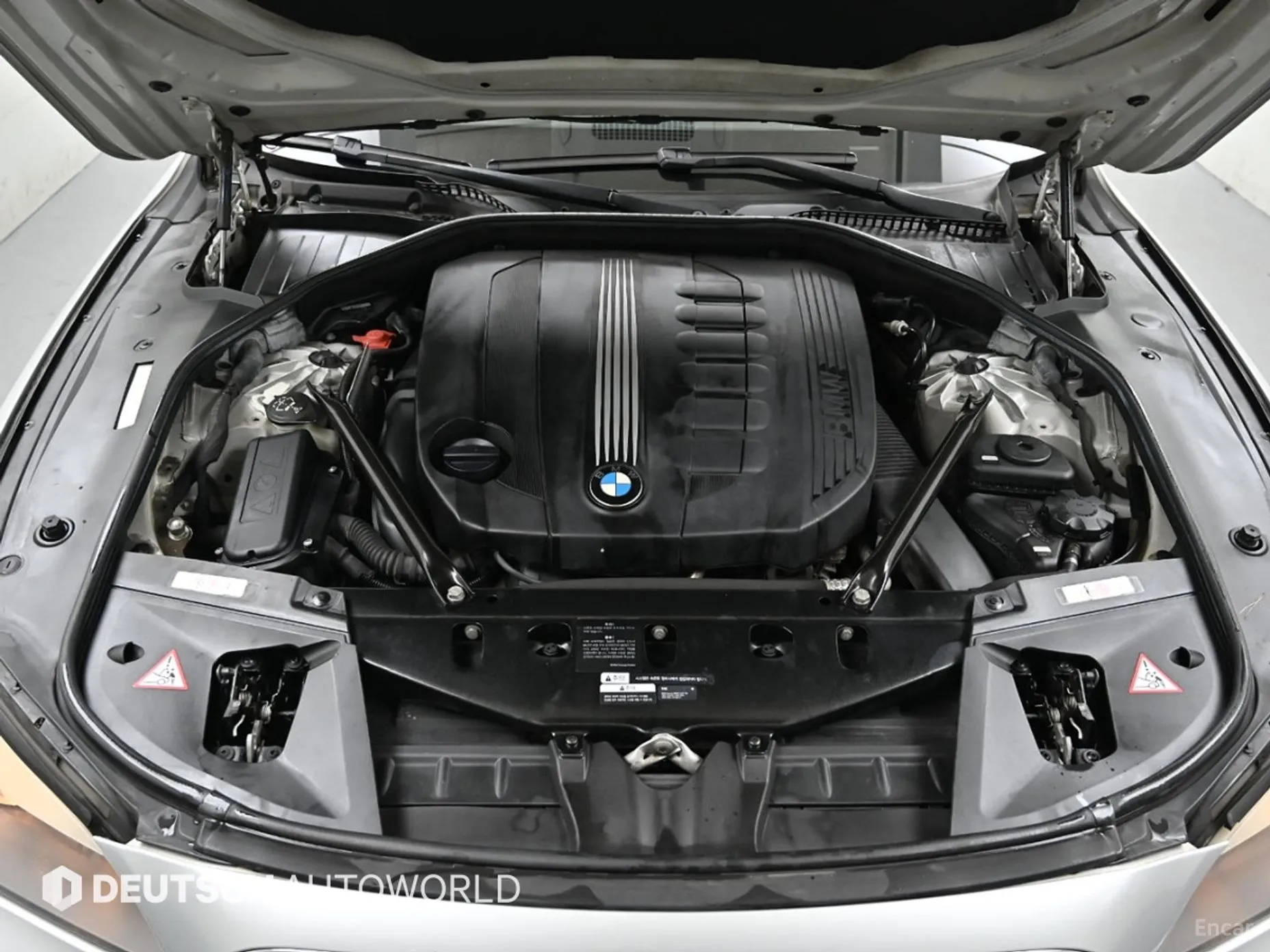 BMW 7 Series (F01) превью 6
