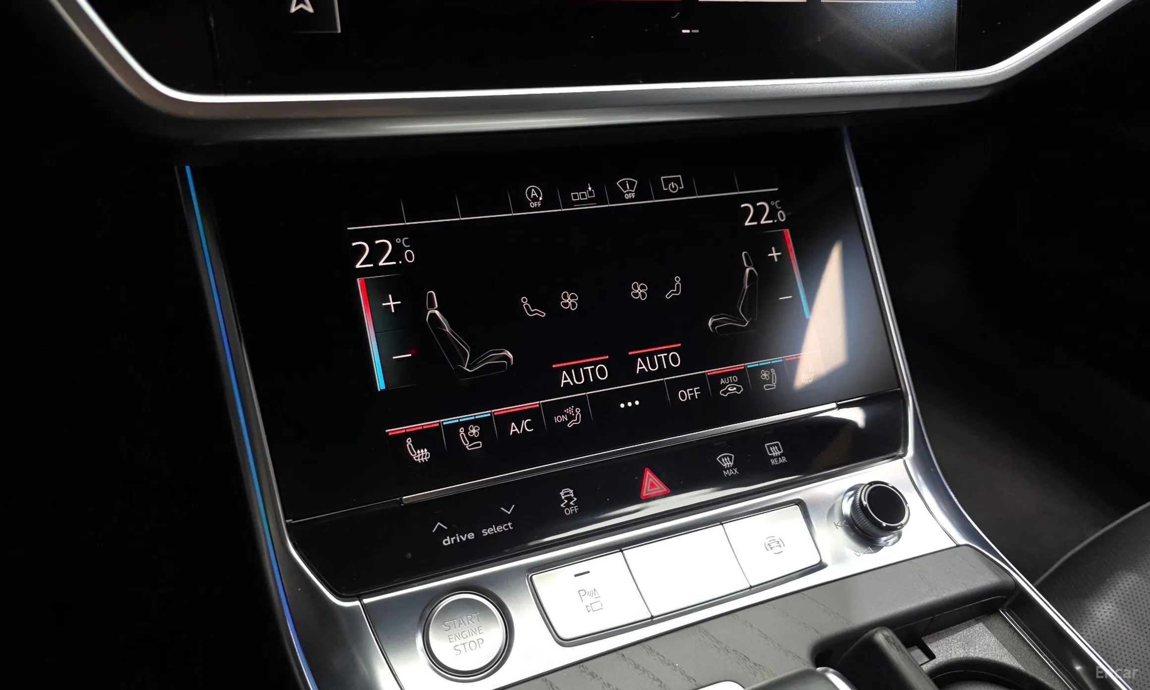 Audi A6 (C8) превью 16