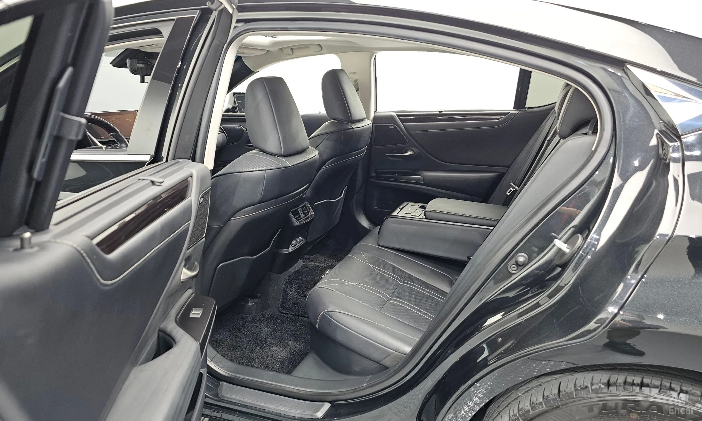 Lexus ES300h 7th Generation превью 11