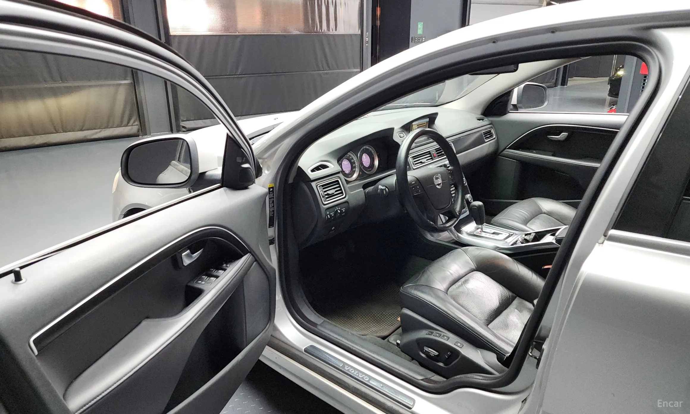 Volvo S80 превью 10