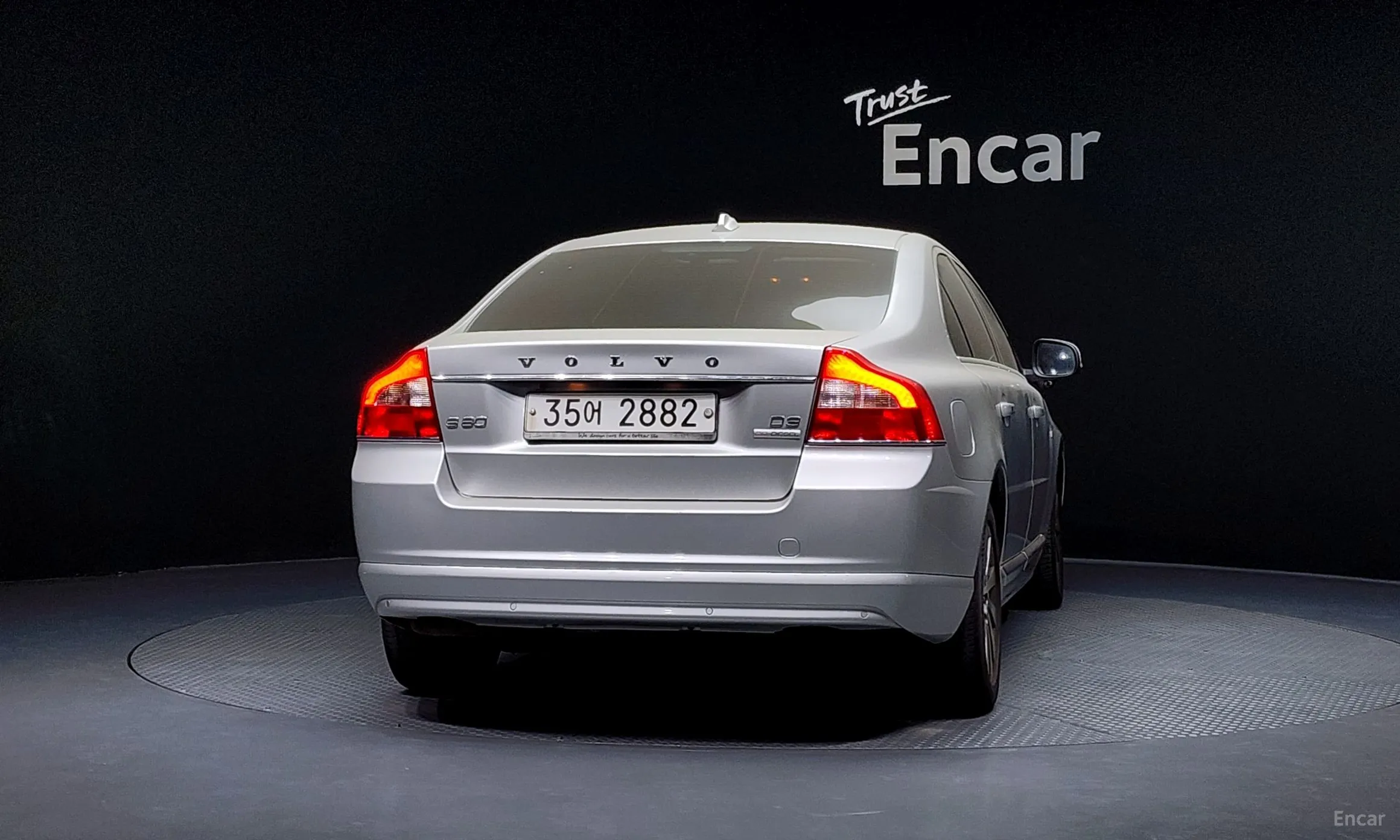 Volvo S80 превью 4