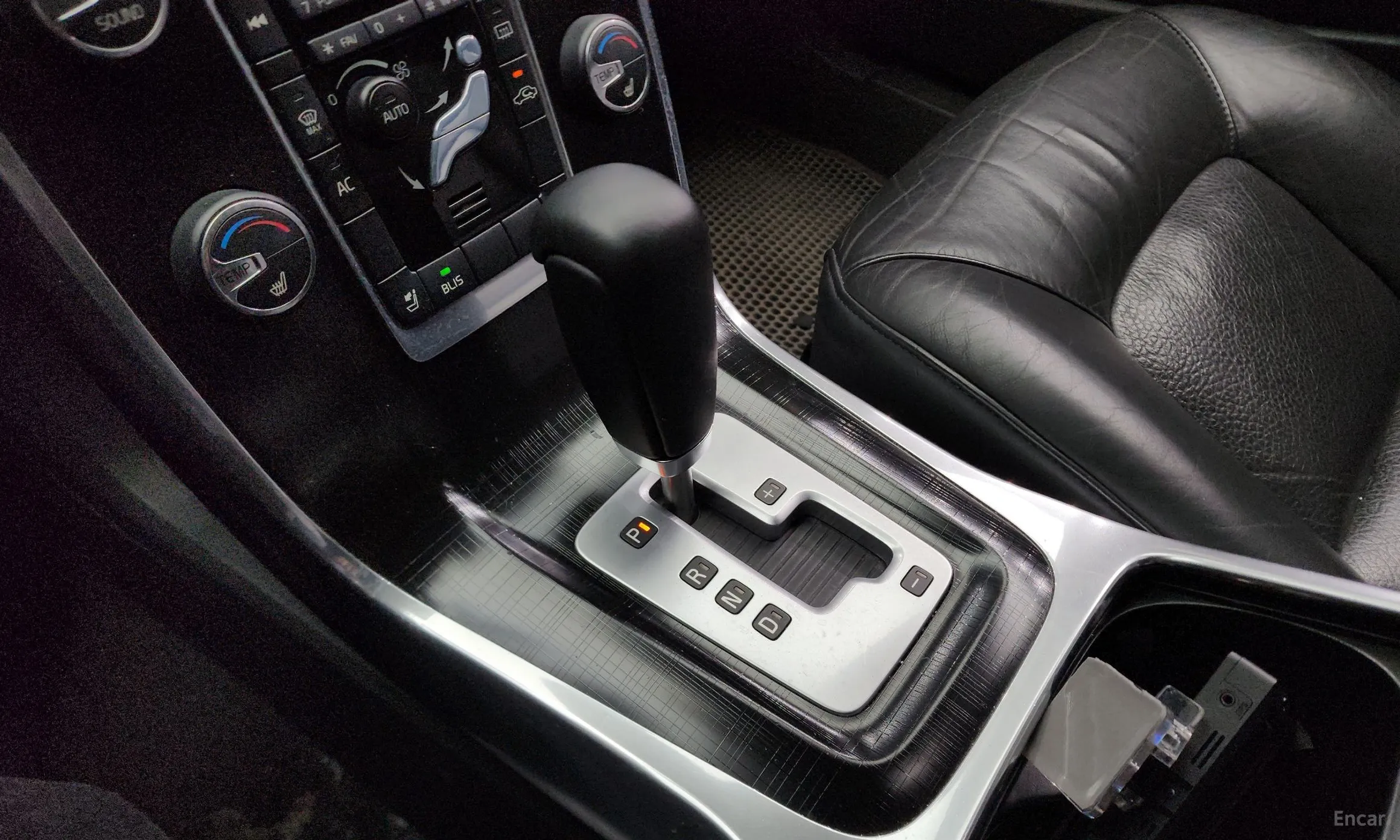 Volvo S80 превью 9