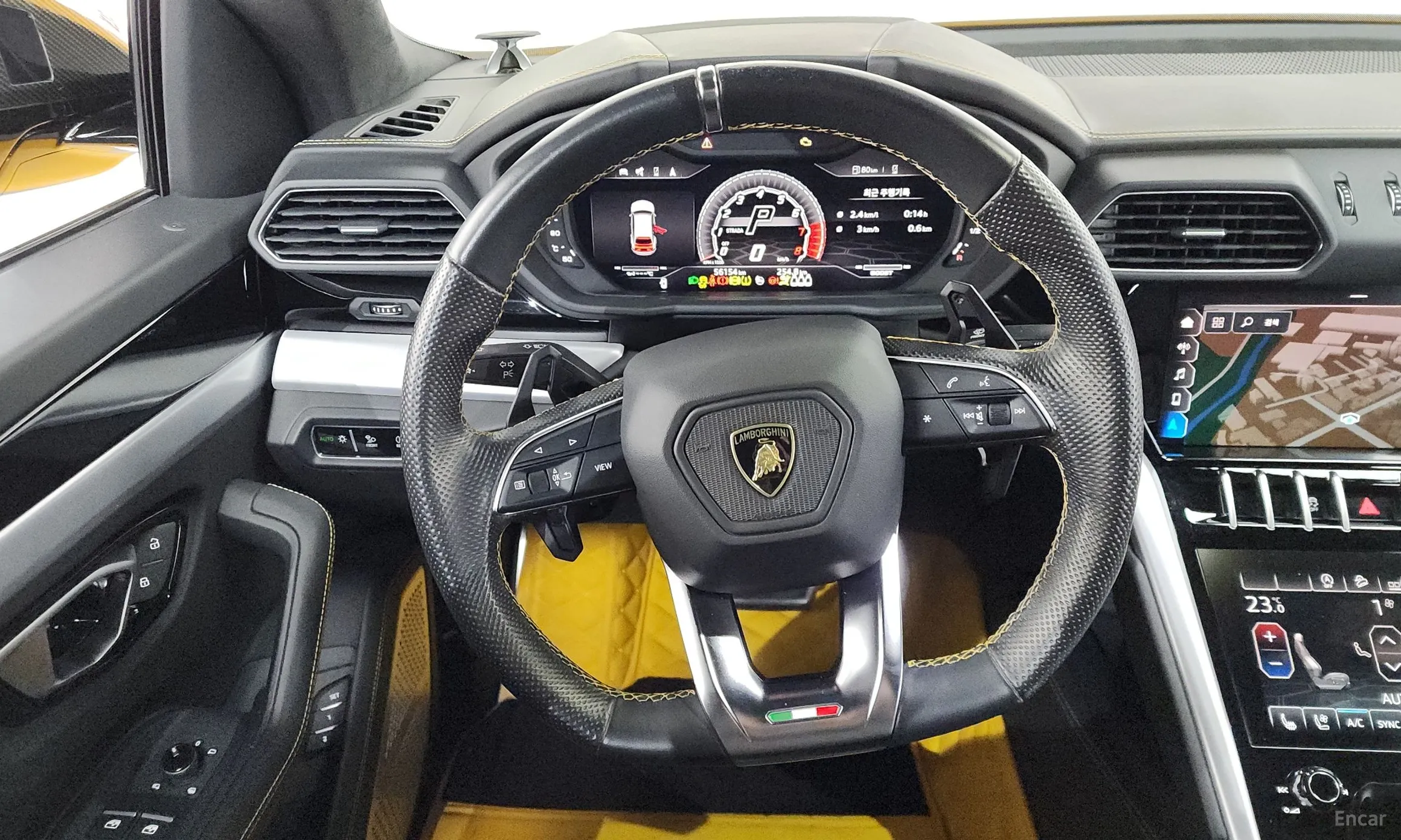 Lamborghini Urus превью 13