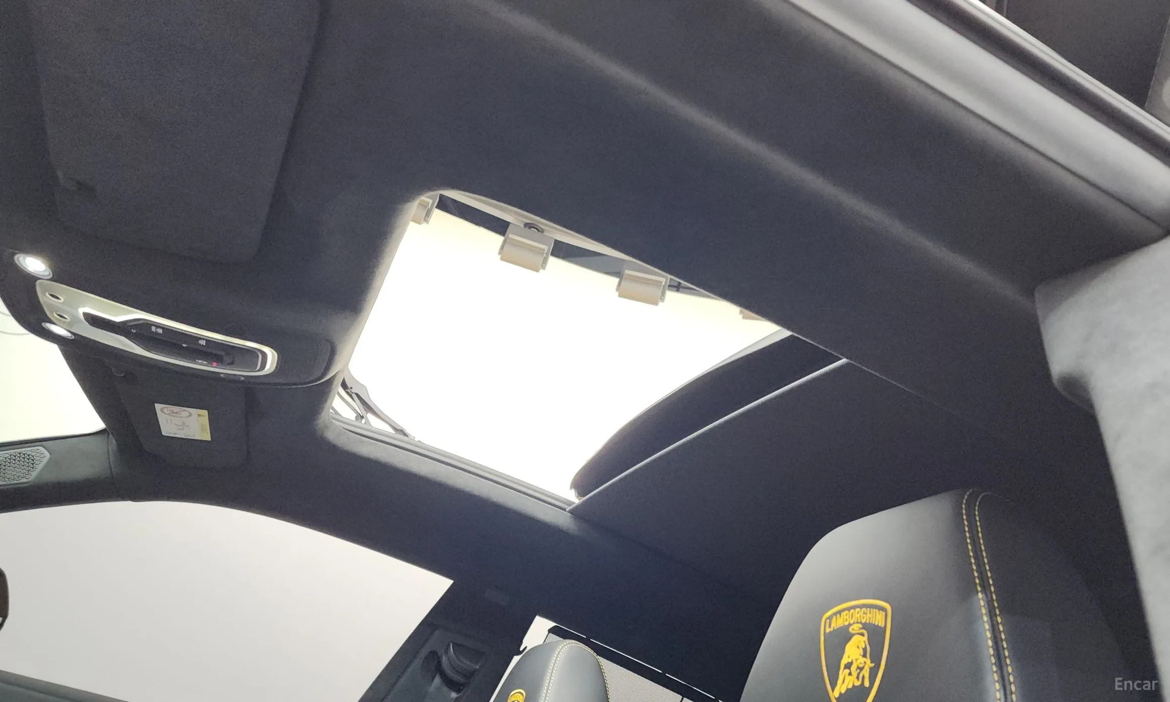 Lamborghini Urus превью 18