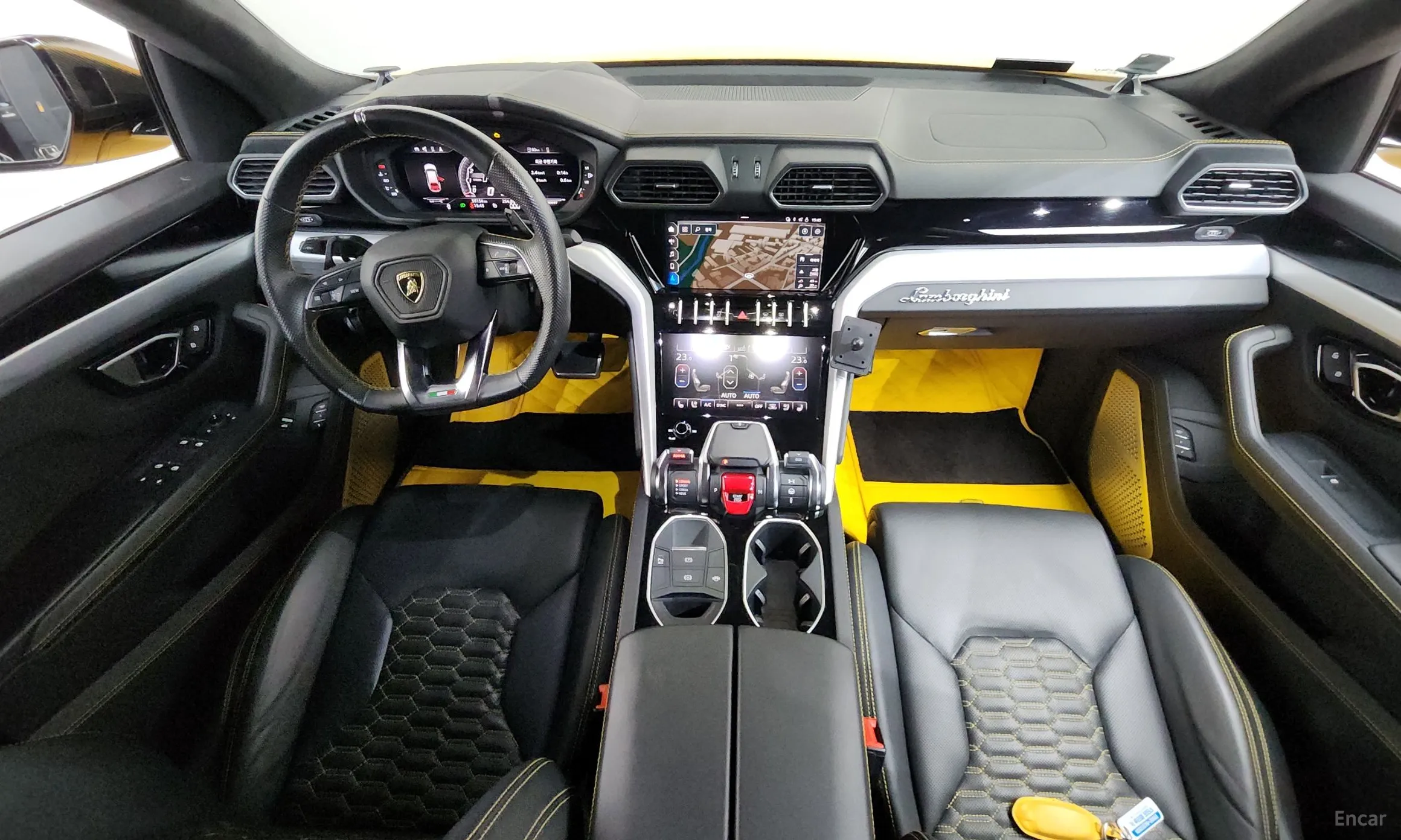 Lamborghini Urus превью 7