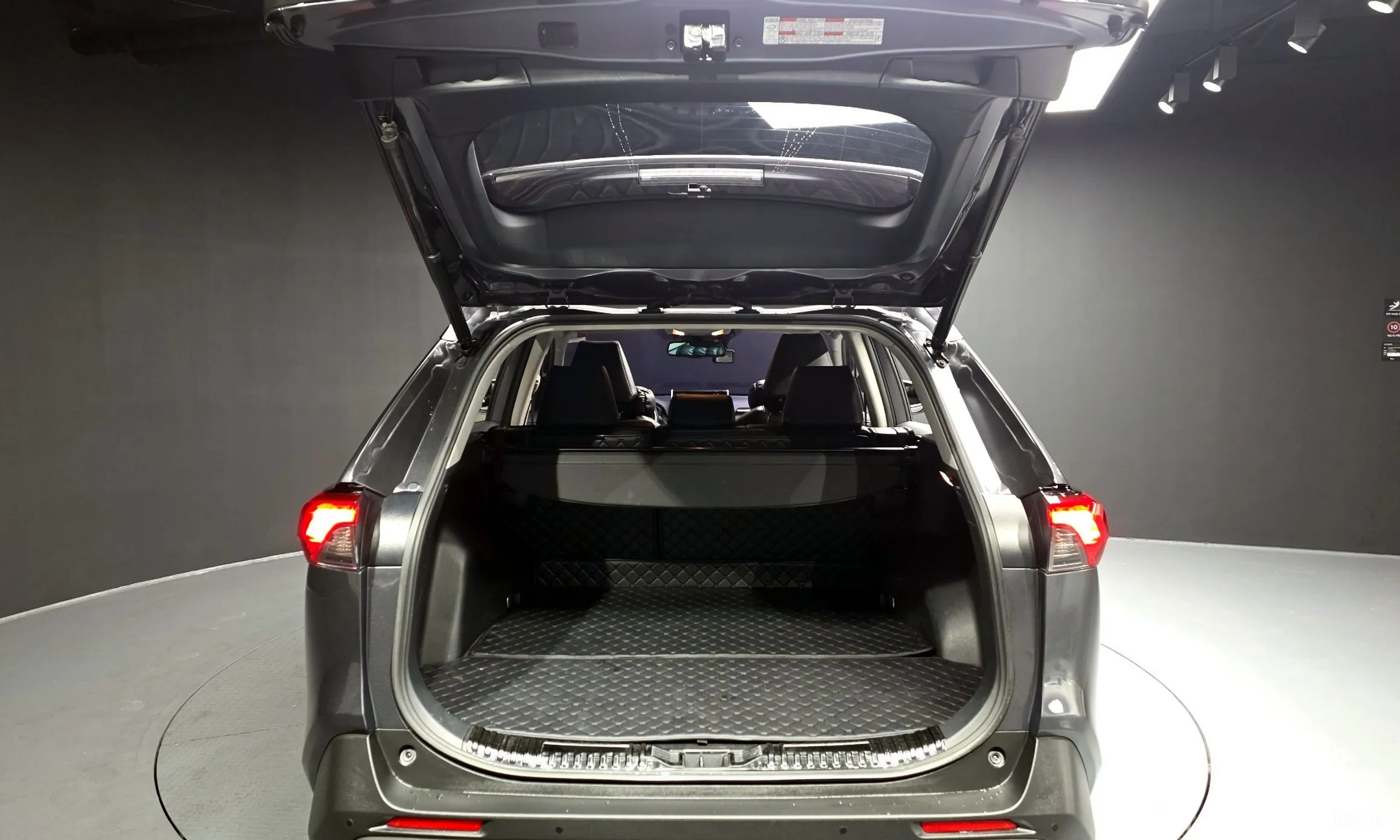 Toyota RAV4 5th Generation превью 20