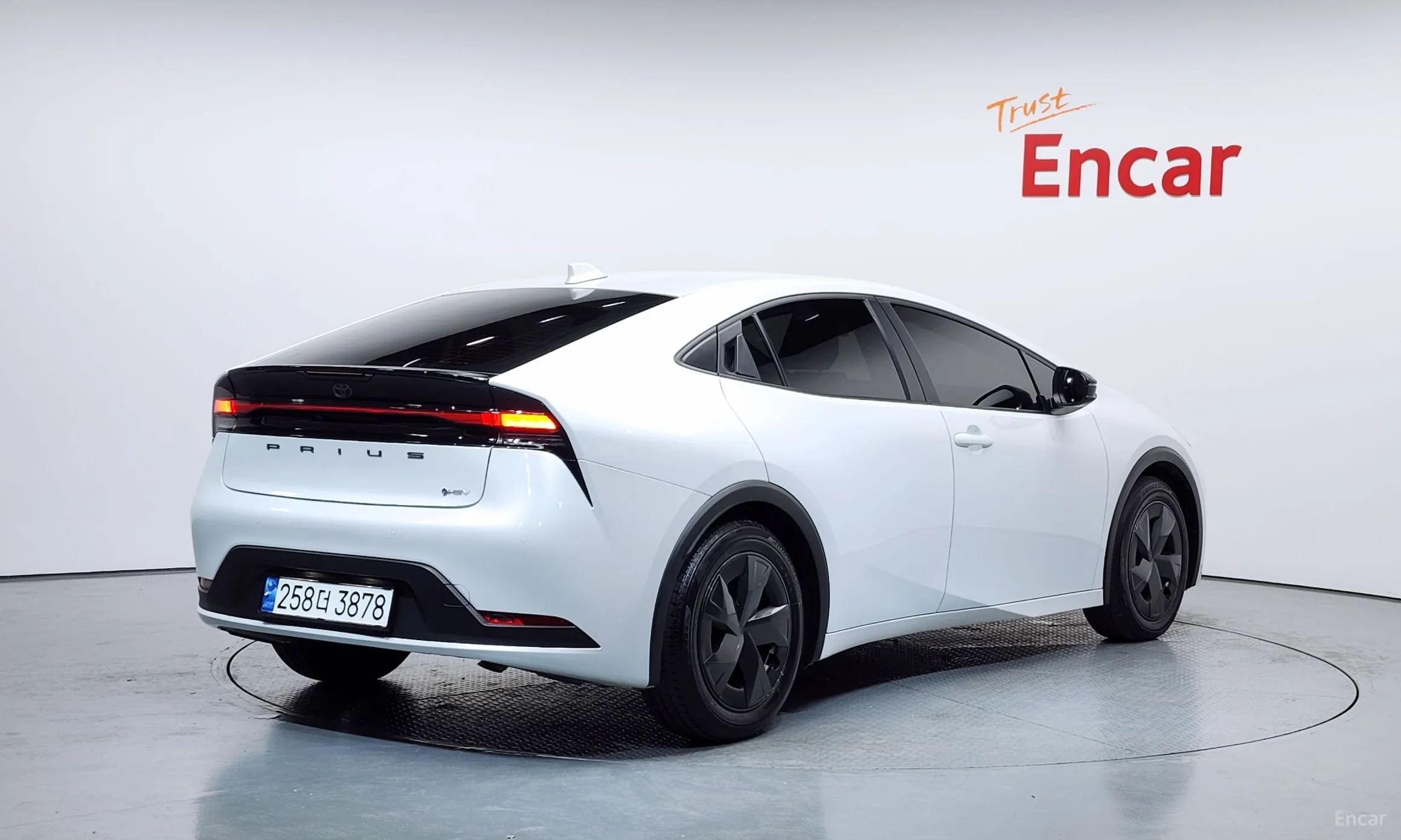 Toyota Prius 5th Generation превью 2