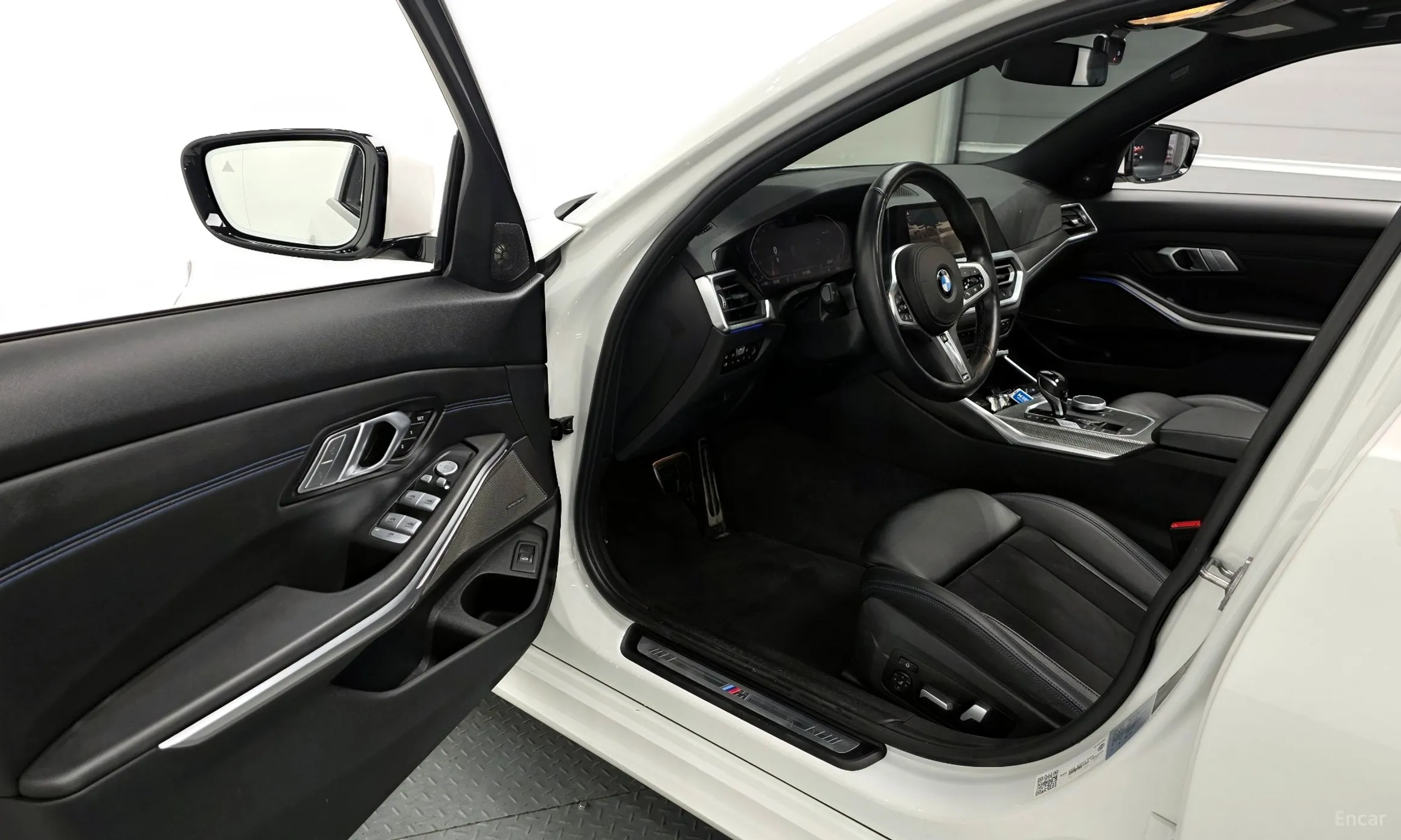 BMW 3 Series (G20) превью 10