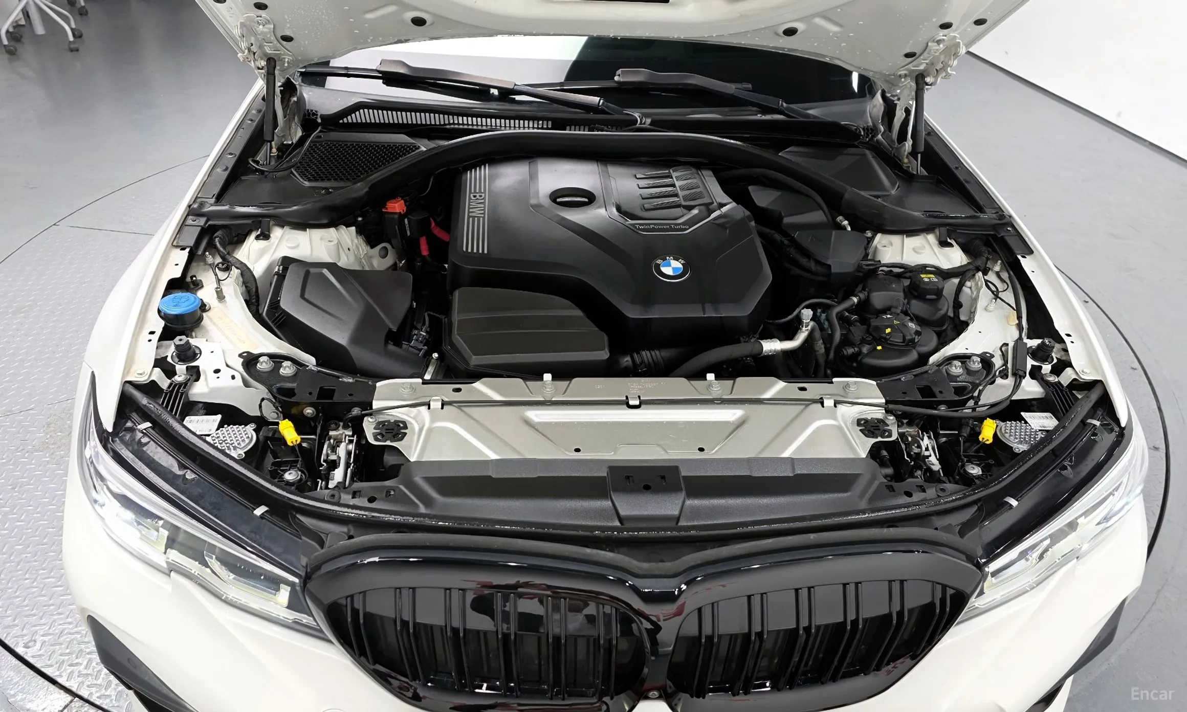 BMW 3 Series (G20) превью 6