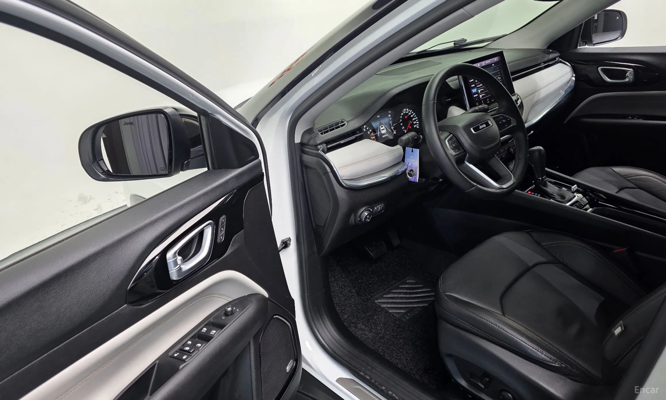 Jeep Compass 2nd Generation превью 12