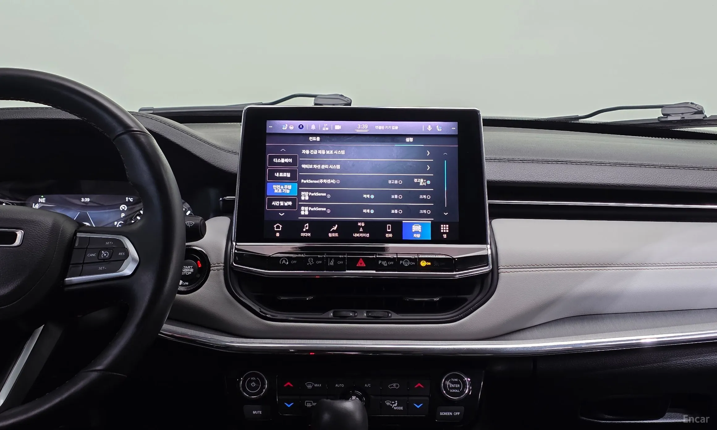 Jeep Compass 2nd Generation превью 16
