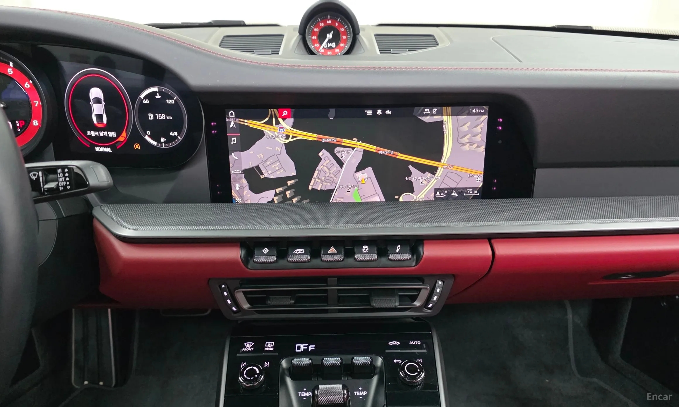 Porsche 911 (992) превью 14