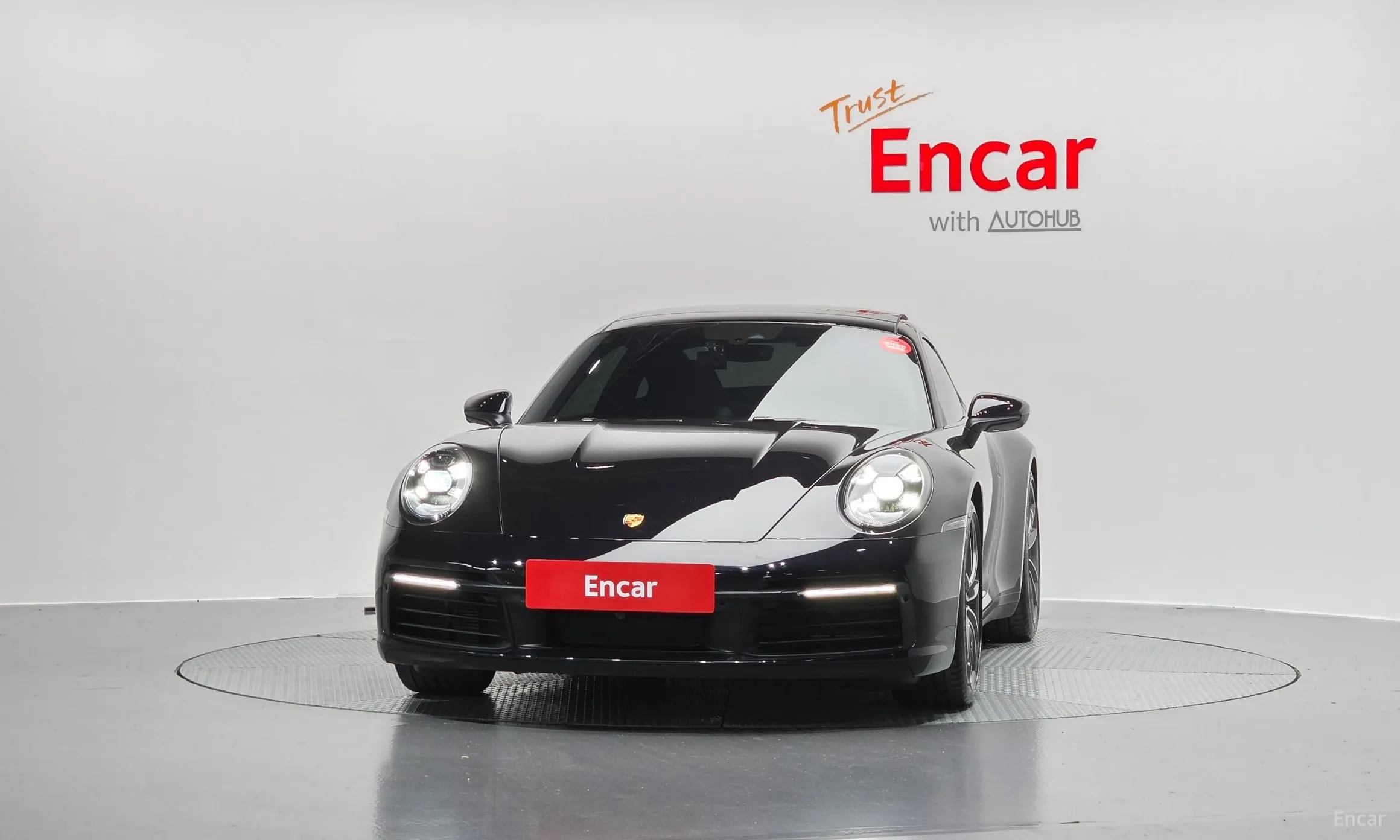 Porsche 911 (992) превью 3