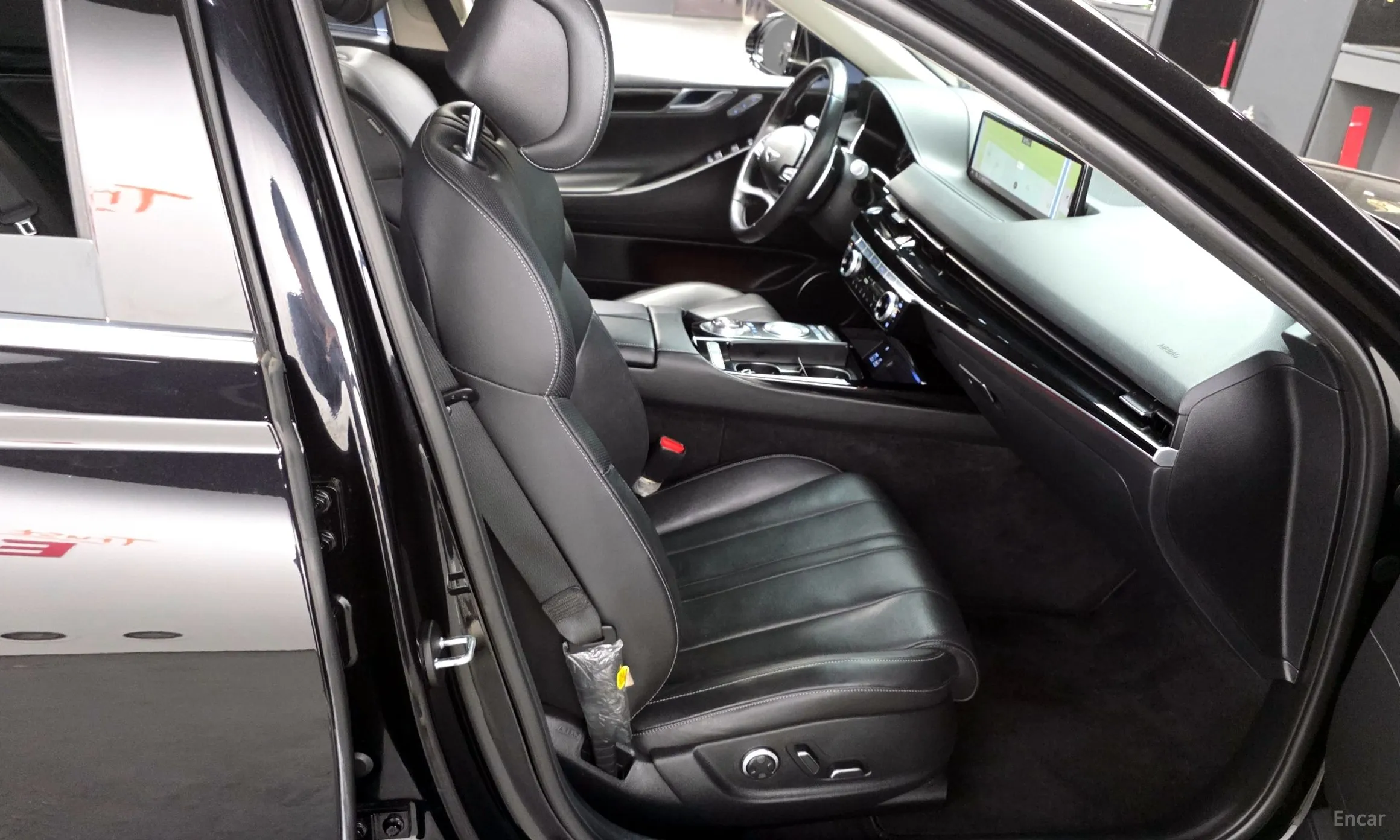 Genesis G80 (RG3) превью 12