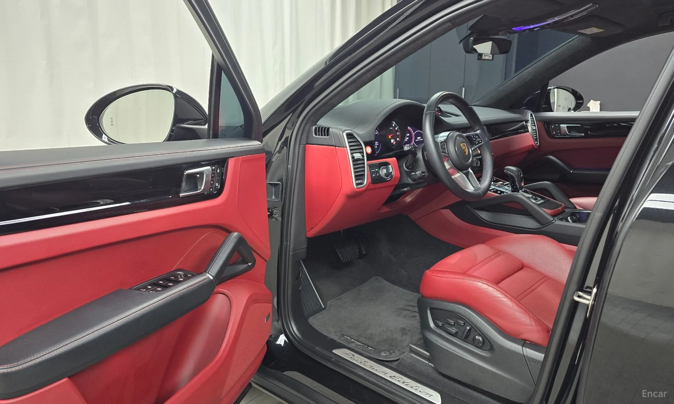 Porsche Cayenne (PO536) превью 11