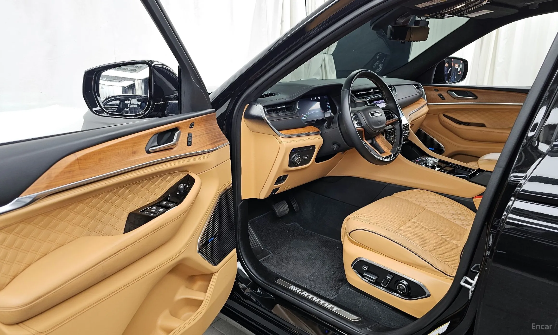 Jeep Grand Cherokee (WL) превью 10