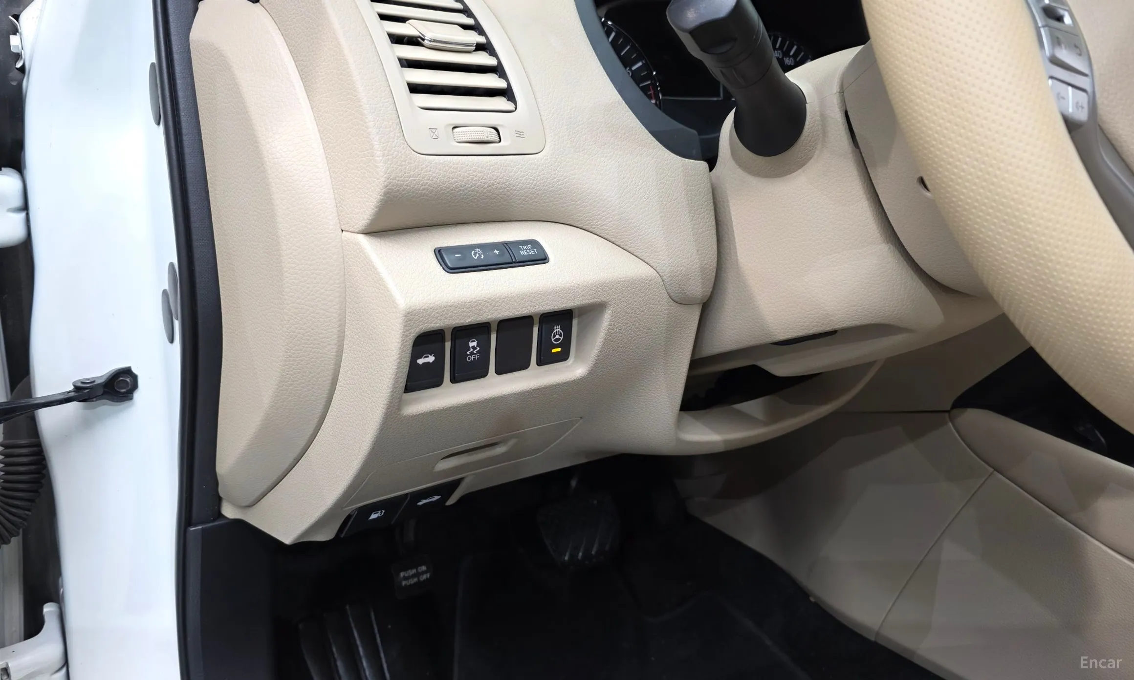 Nissan Altima превью 14