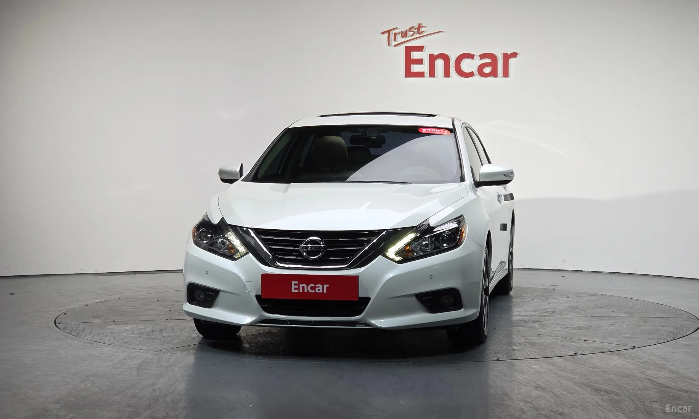 Nissan Altima превью 3
