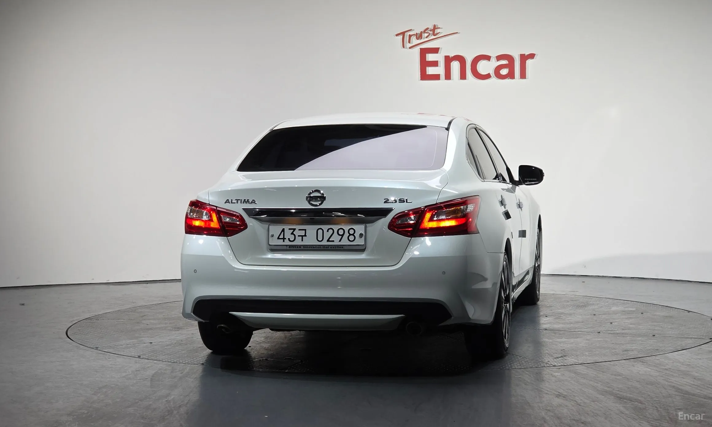 Nissan Altima превью 4