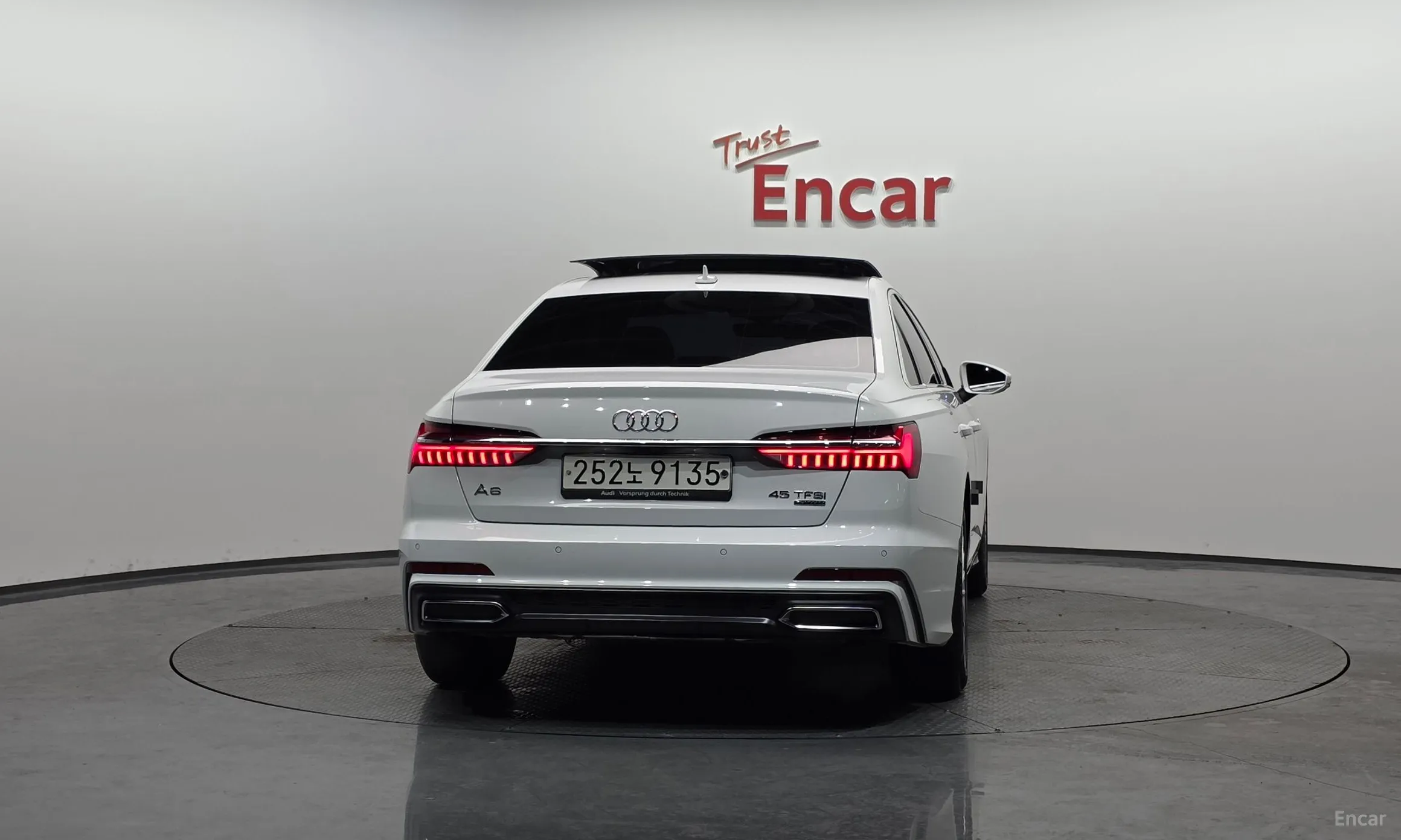 Audi A6 (C8) превью 4