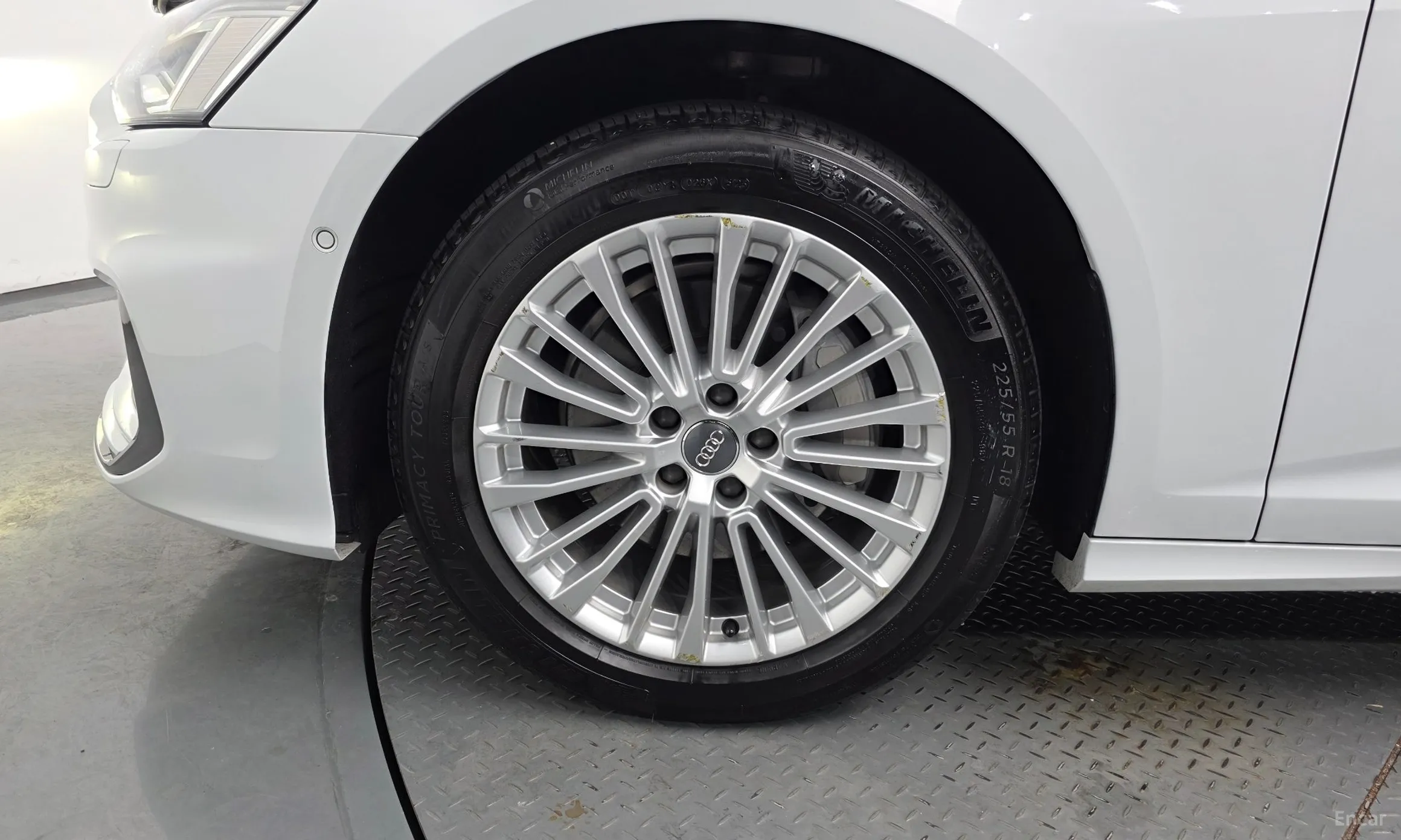 Audi A6 (C8) превью 5