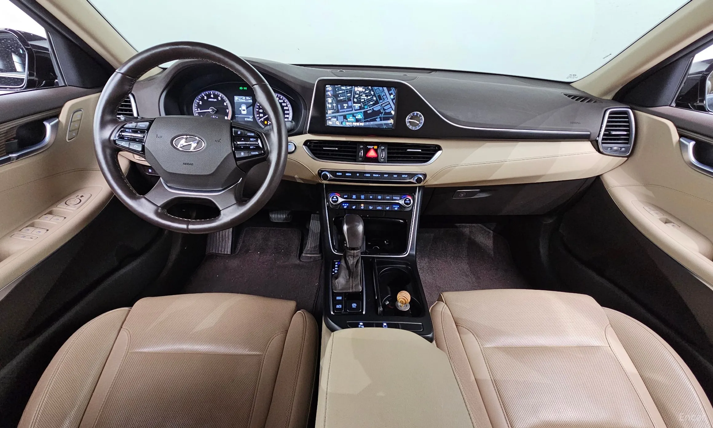 Hyundai Grandeur IG превью 7