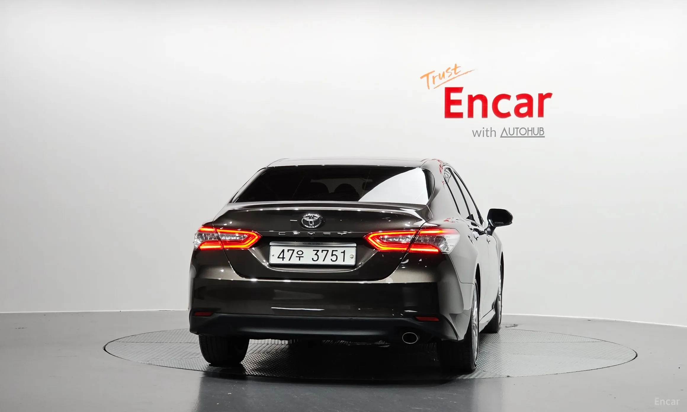 Toyota Camry (XV70) превью 4