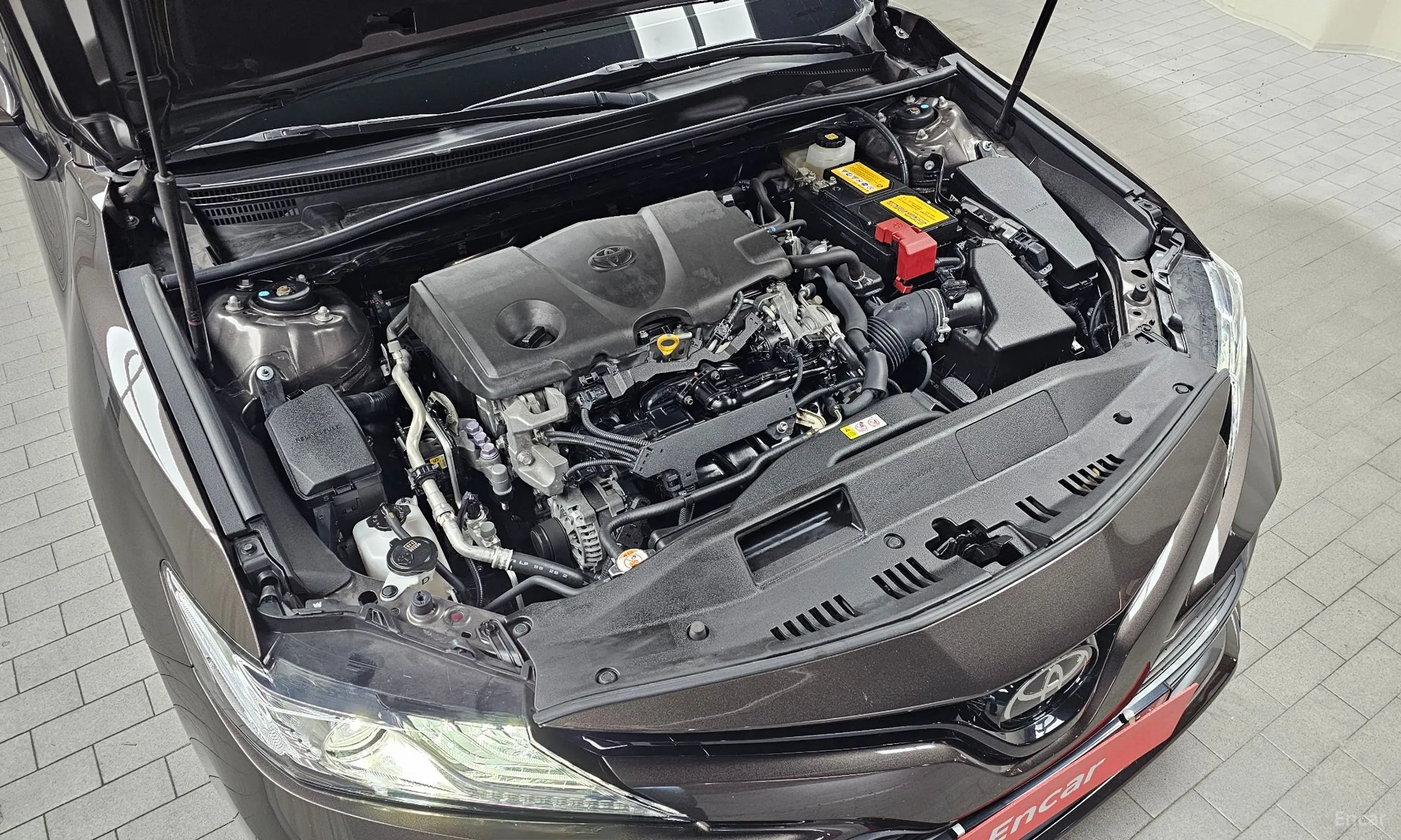 Toyota Camry (XV70) превью 6