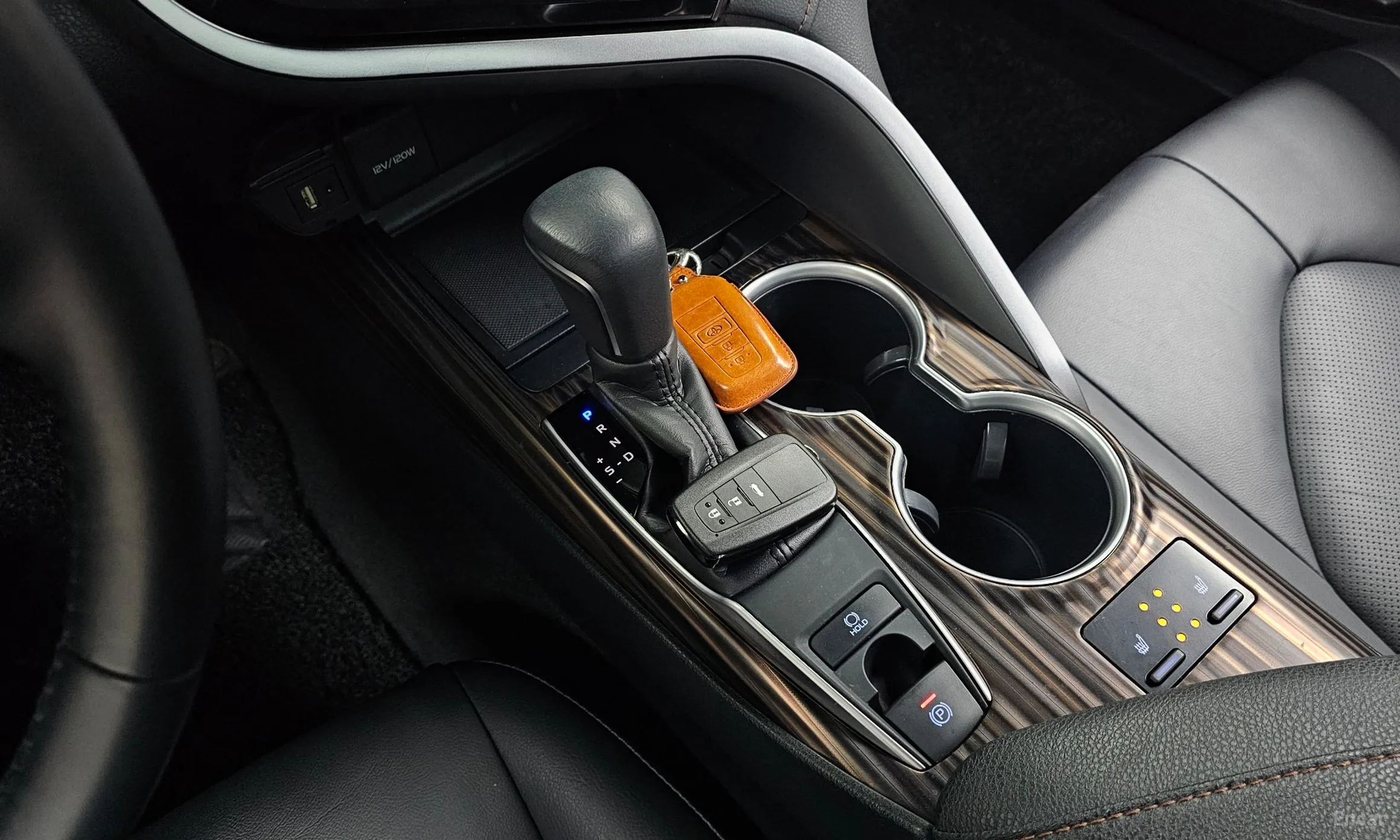 Toyota Camry (XV70) превью 9