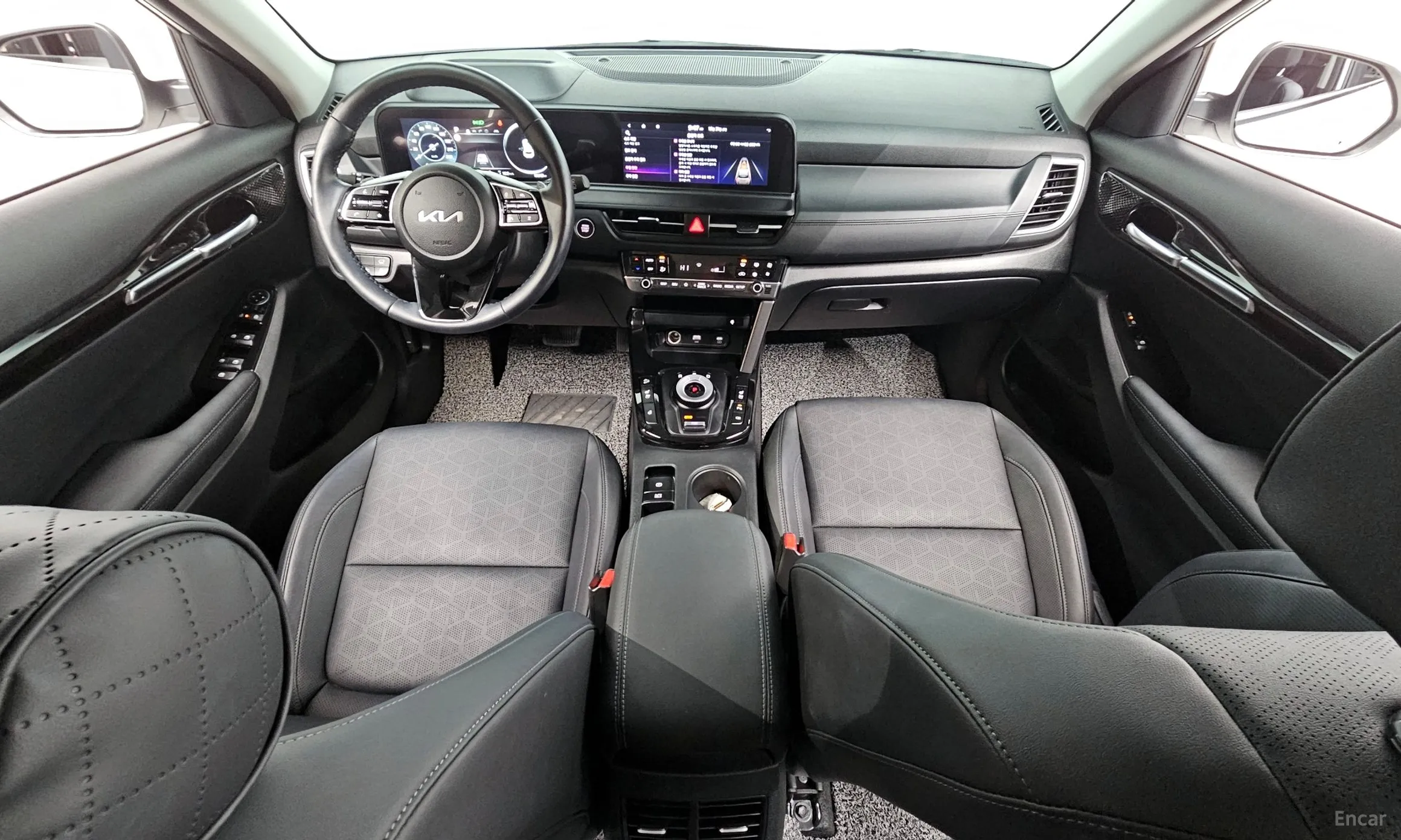Kia Seltos превью 7