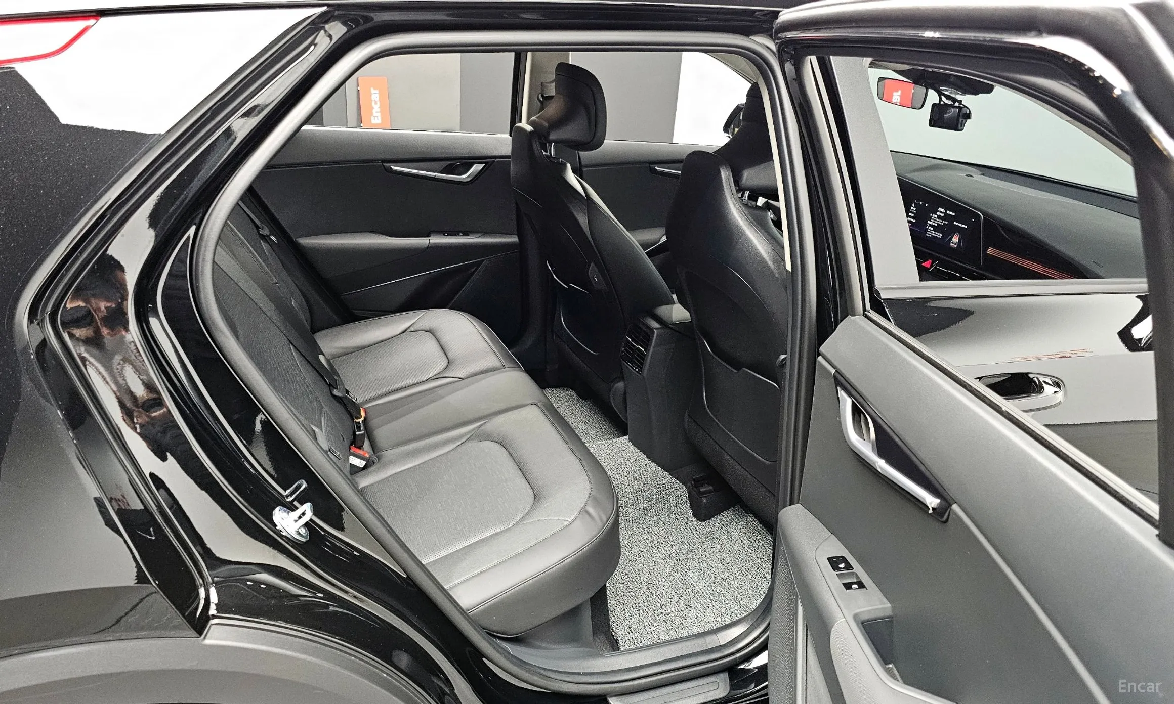 Kia Niro превью 12