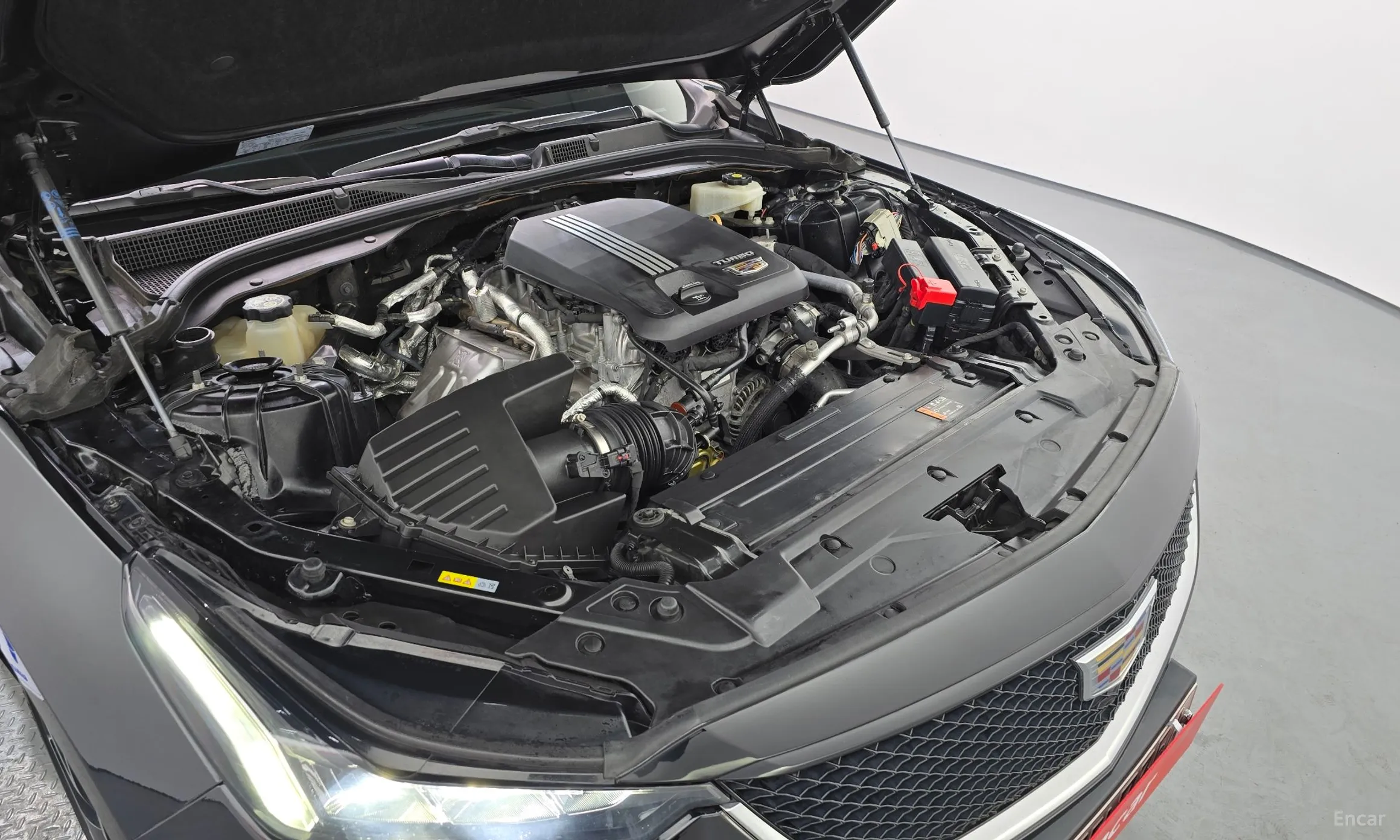 Cadillac CT5 превью 6
