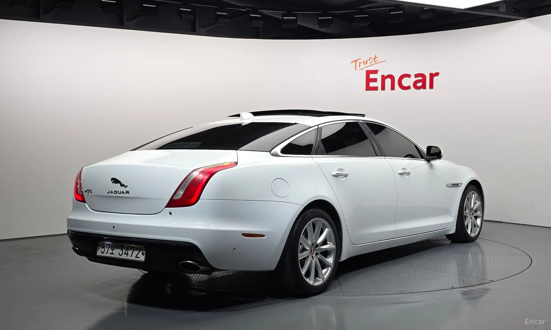 Jaguar All New XJ