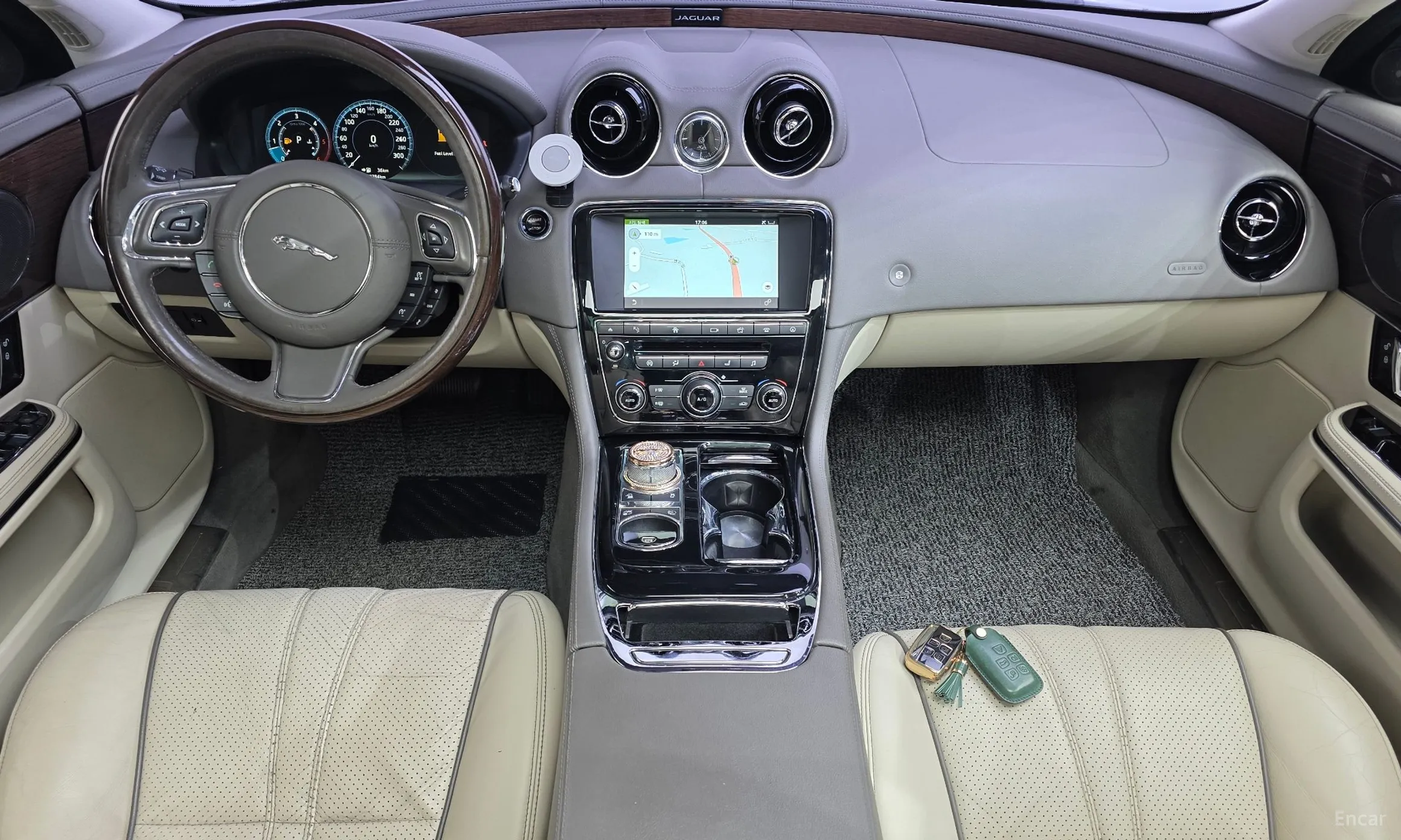 Jaguar All New XJ превью 7