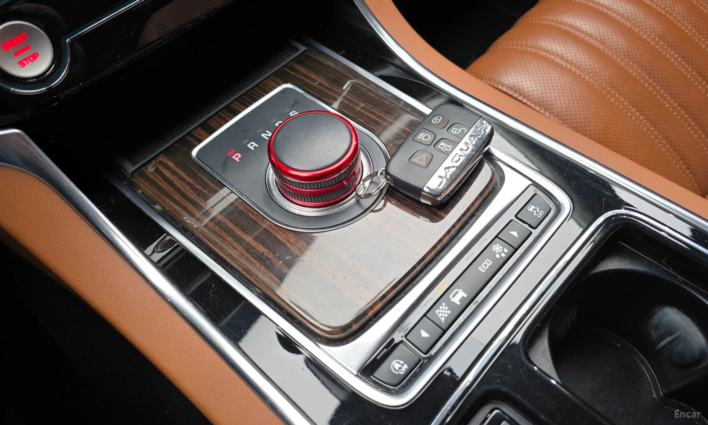 Jaguar XF (x260) превью 9