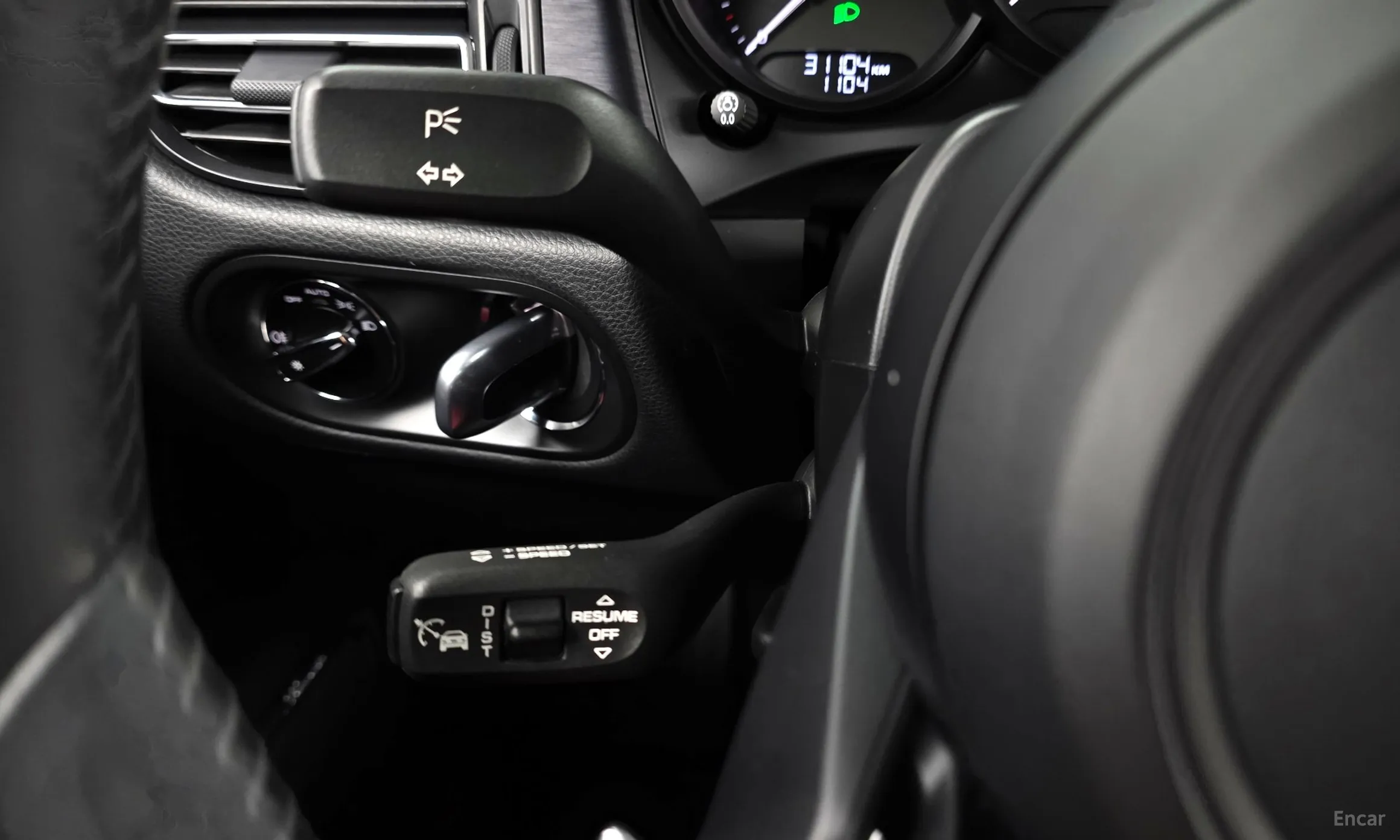 Porsche Macan превью 18