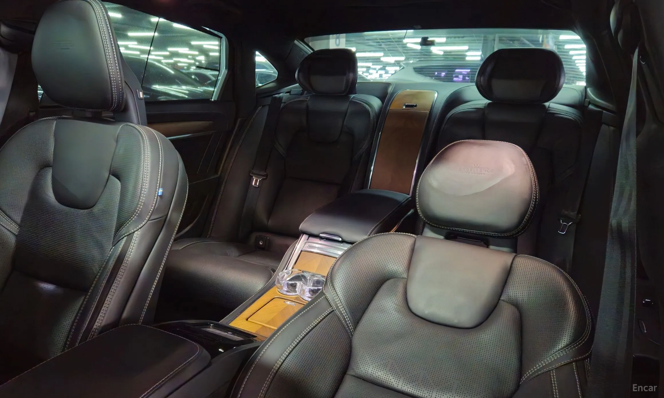 Volvo S90 превью 10