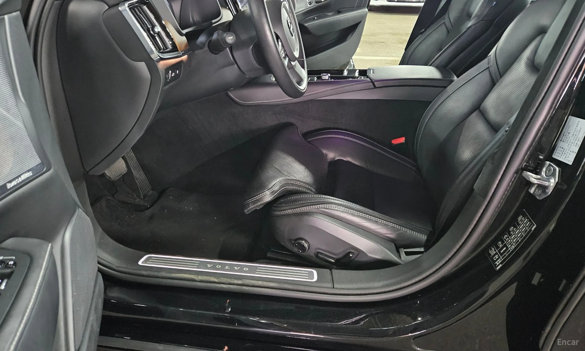 Volvo S90 превью 12