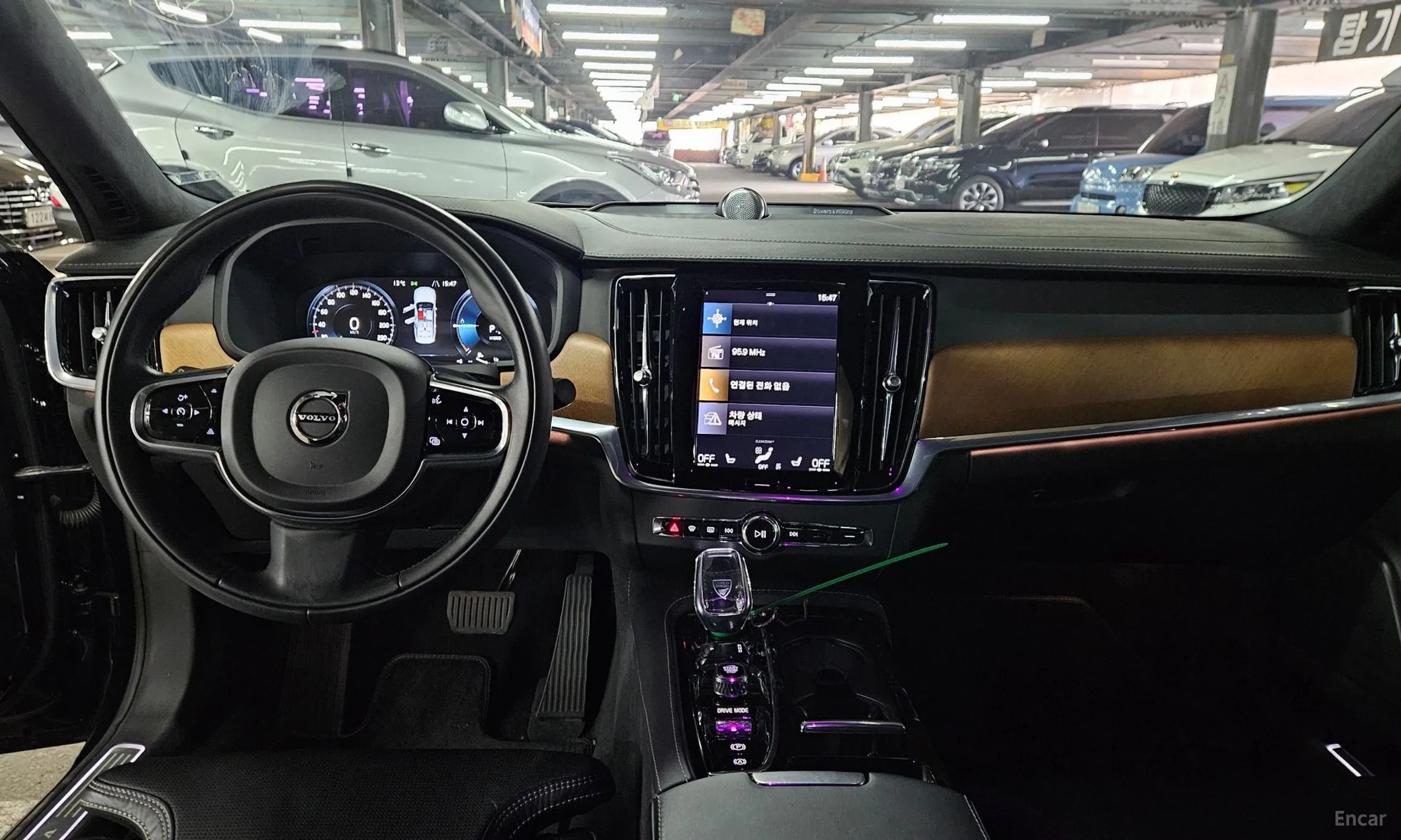 Volvo S90 превью 7