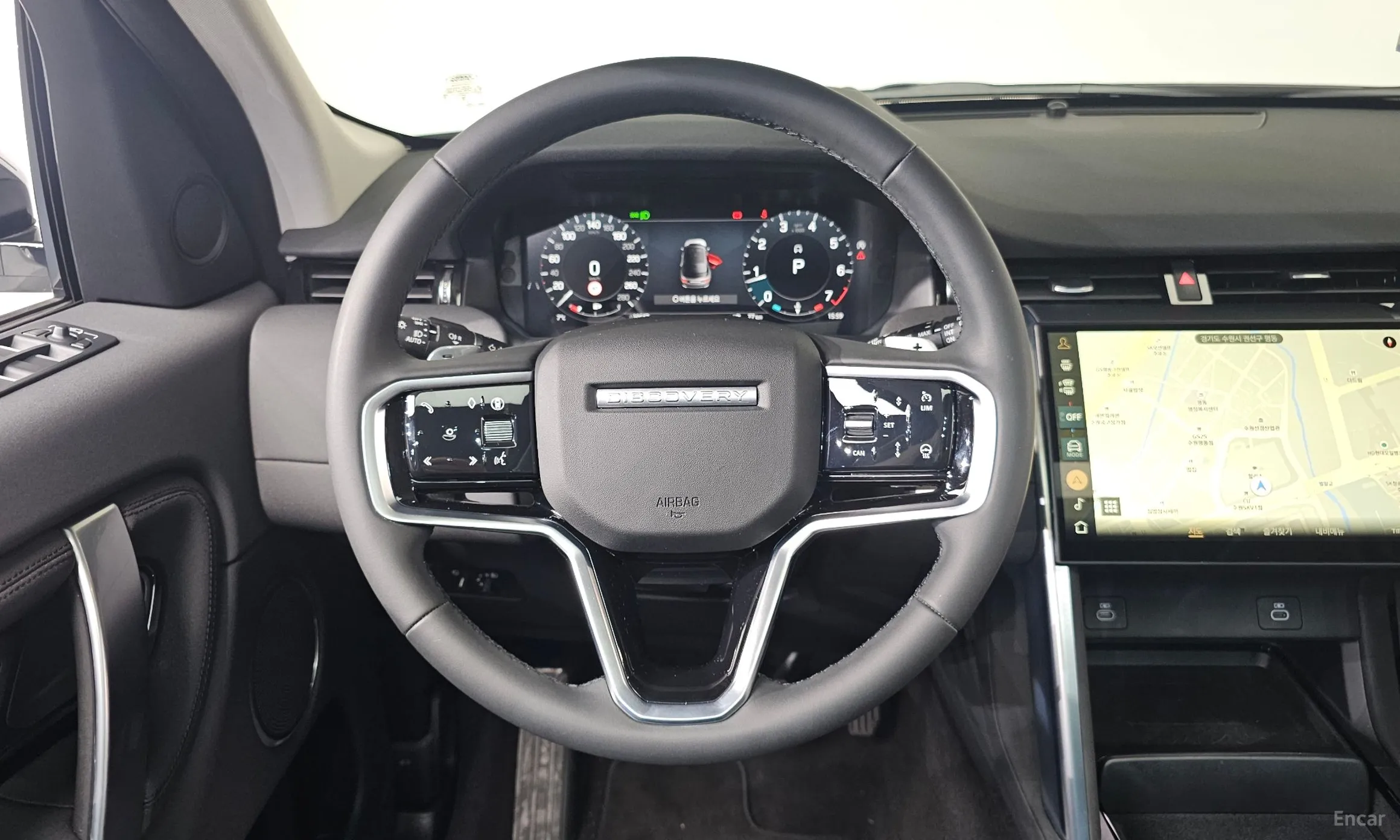 Land Rover Discovery Sports превью 13