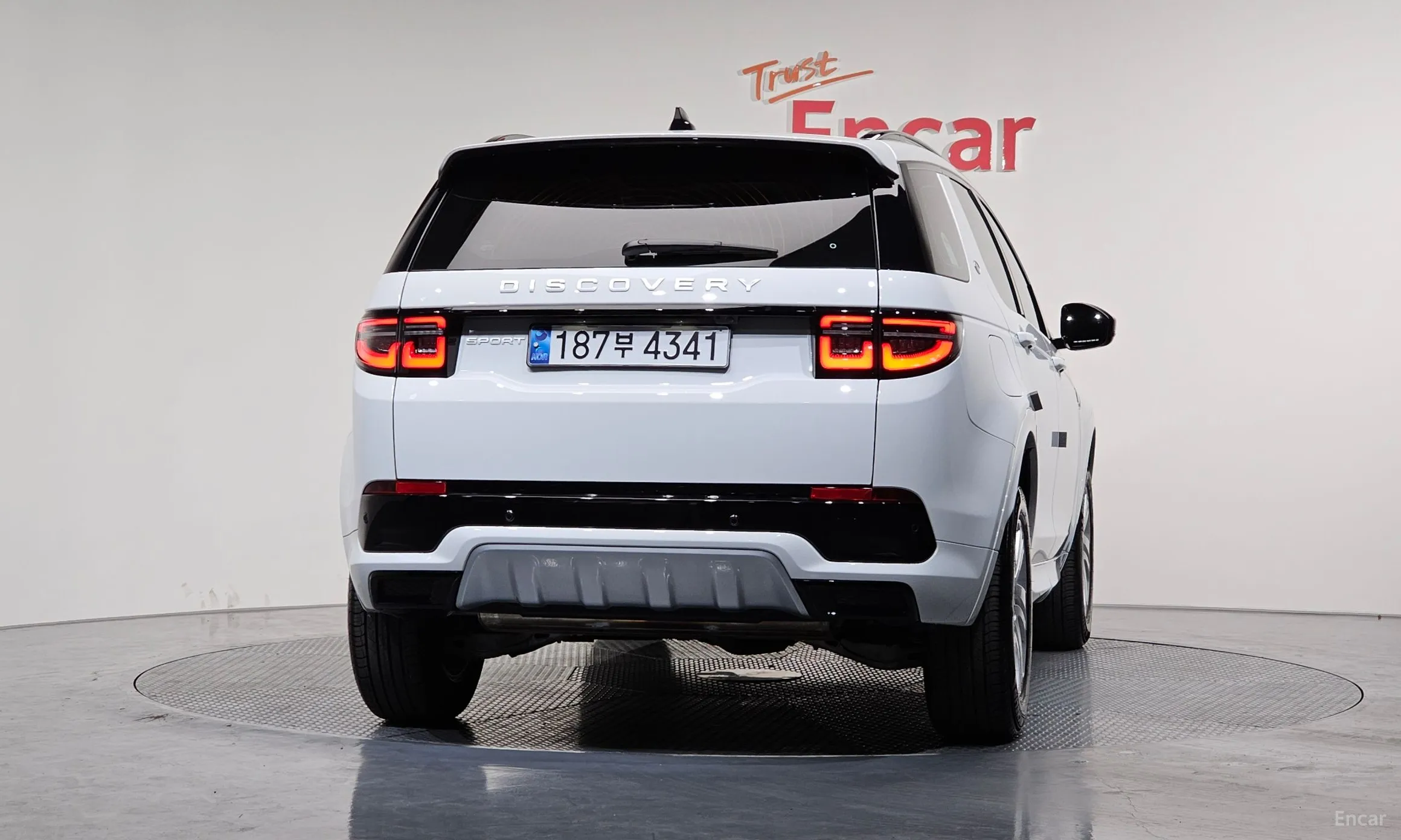 Land Rover Discovery Sports превью 4
