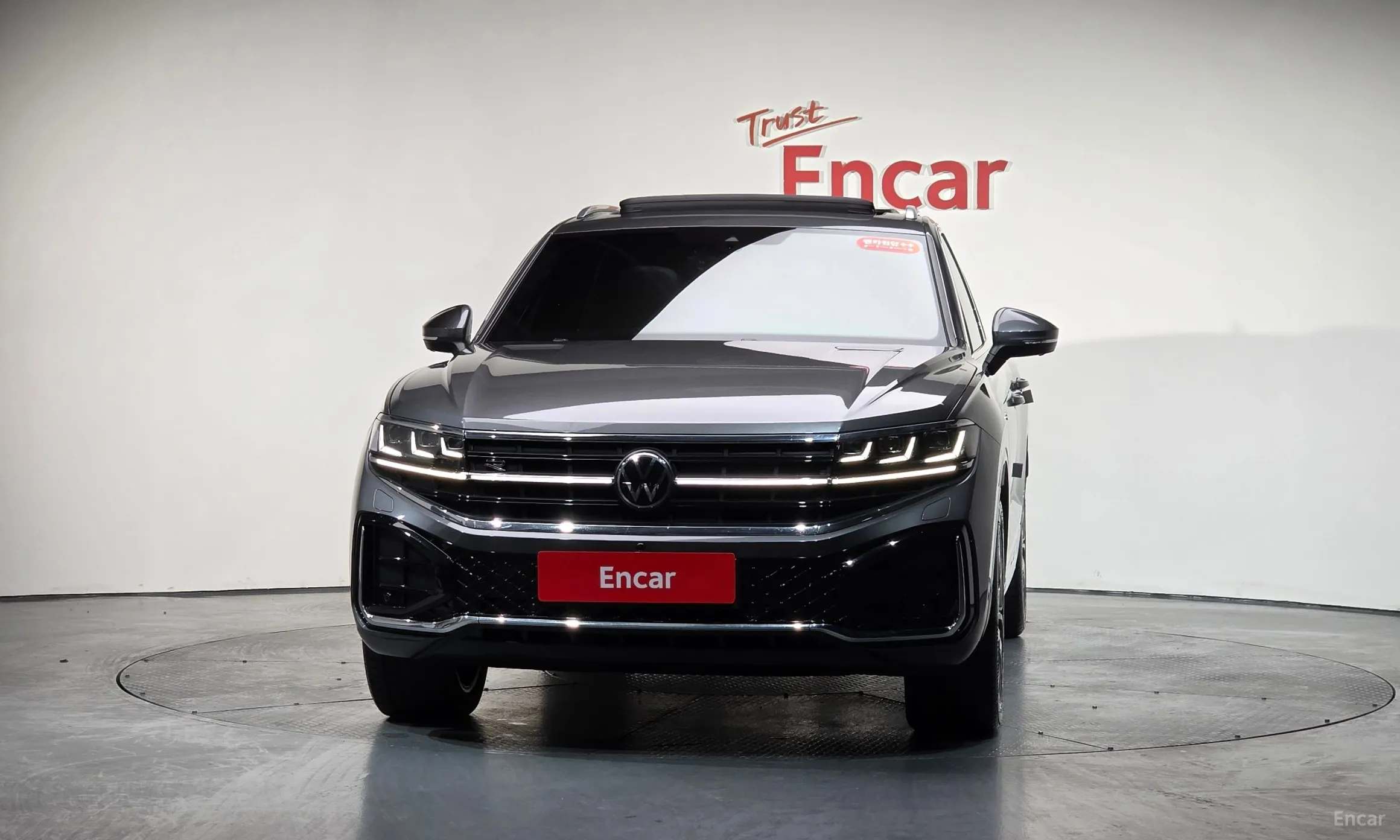 Volkswagen Touareg 3rd Generation превью 3